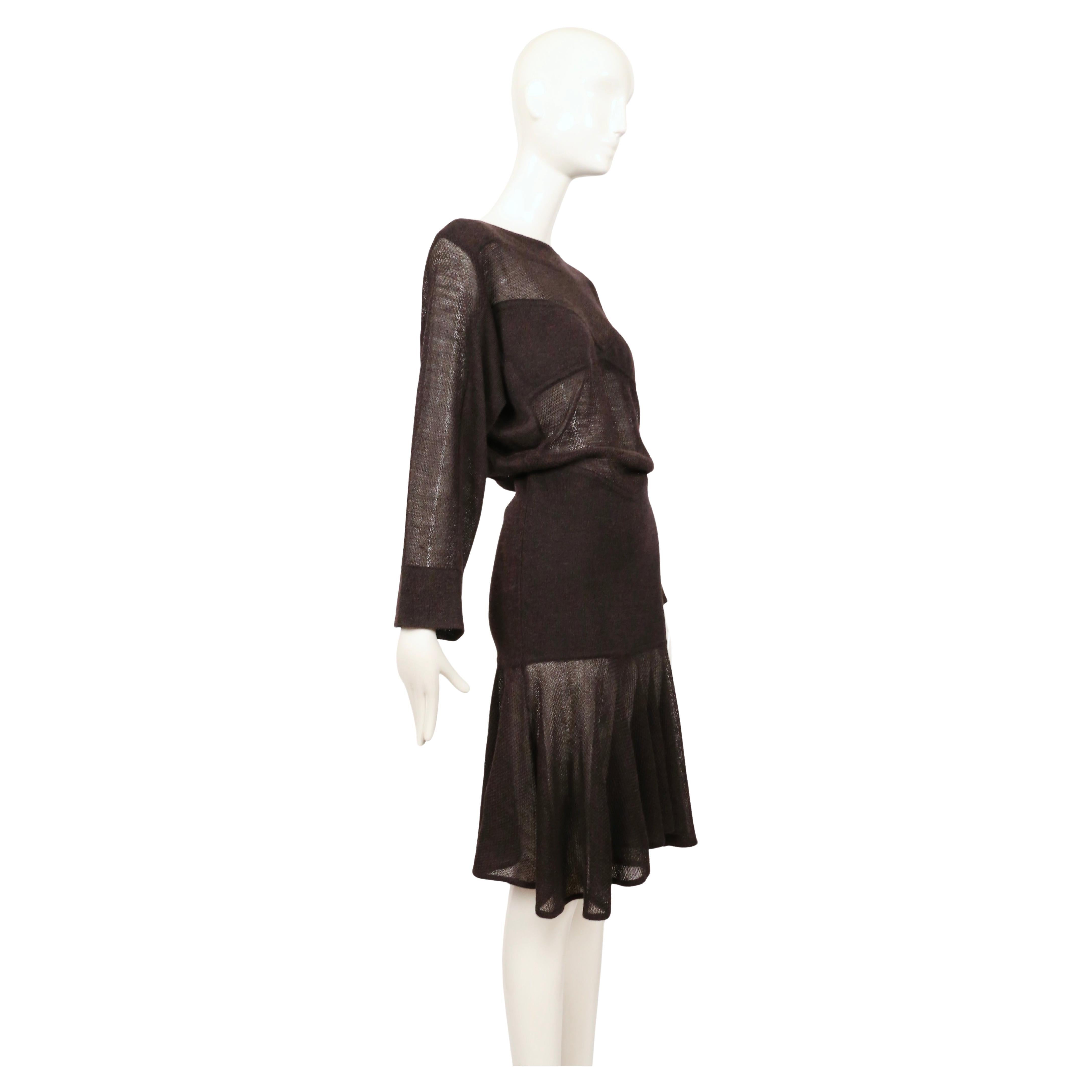 1983 AZZEDINE ALAIA, abito in maglia semitrasparente marrone intenso con illusione In condizioni buone in vendita a San Fransisco, CA
