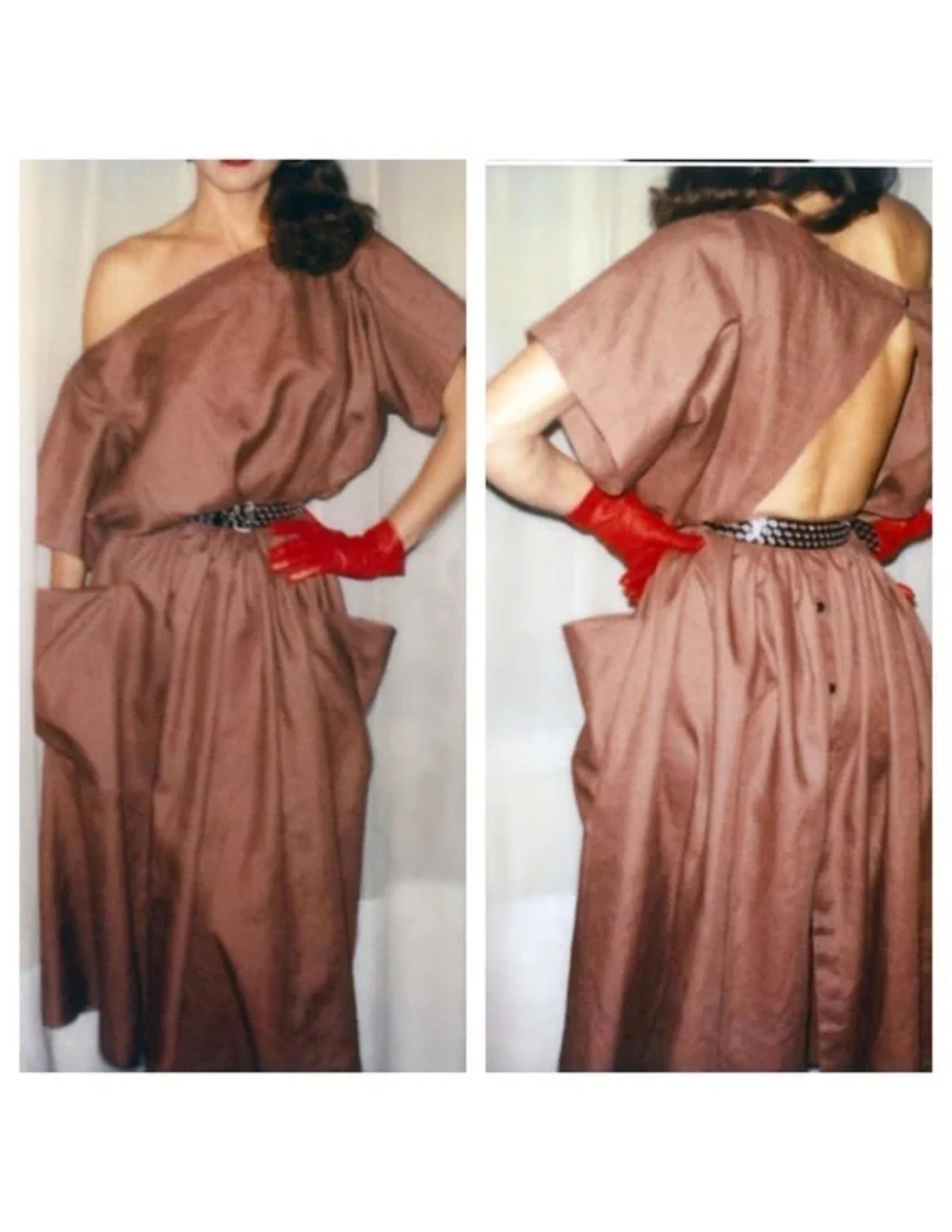 1983 AZZEDINE ALAIA vestido de lino turquesa con corte en la espalda en venta 8