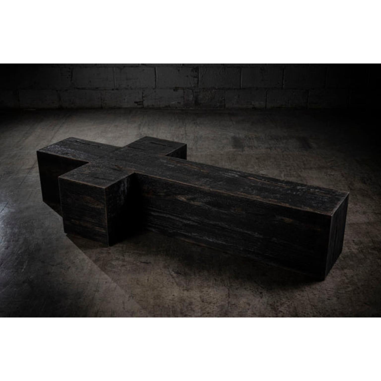 1983 Table basse artisanale en Oak Oak brut par No Age Studio
Dimensions : D 81,3 x L 177,8 x H 30,5 cm. 
Matériaux : Chêne.

No AGE Studio - Meubles artisanaux

Chaque pièce que nous créons est fabriquée sur commande, avec soin et précision pour