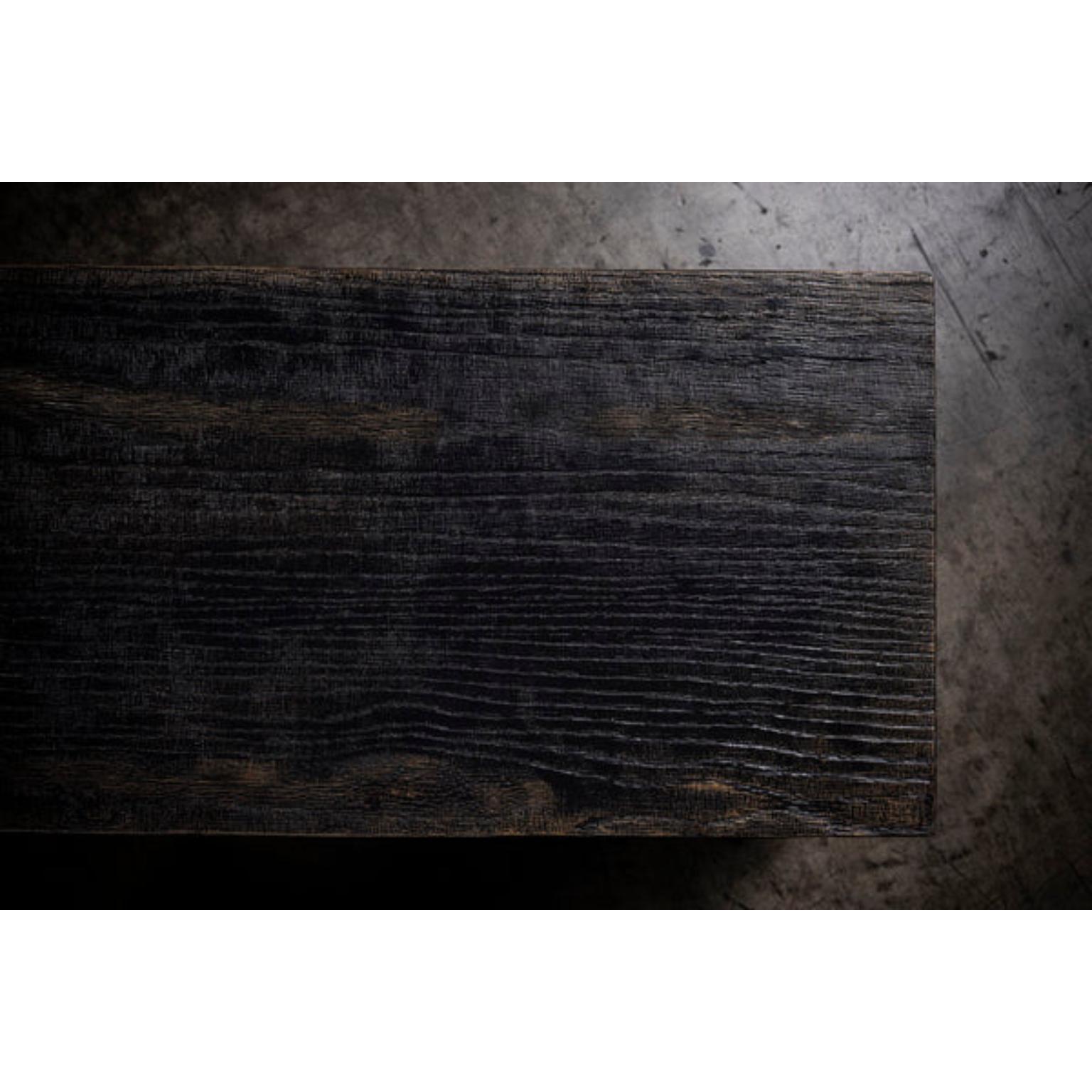 Moderne 1983 Table basse artisanale en Oak Oak brut par No Age Studio en vente