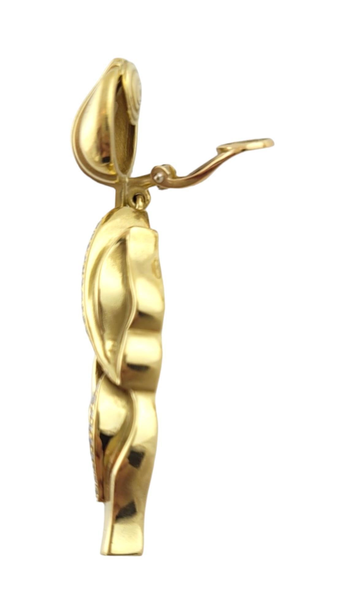 Round Cut 1983 Kieselstein-Cord 18K Yellow Gold Diamond Dangle Clip On Earrings #16956 For Sale