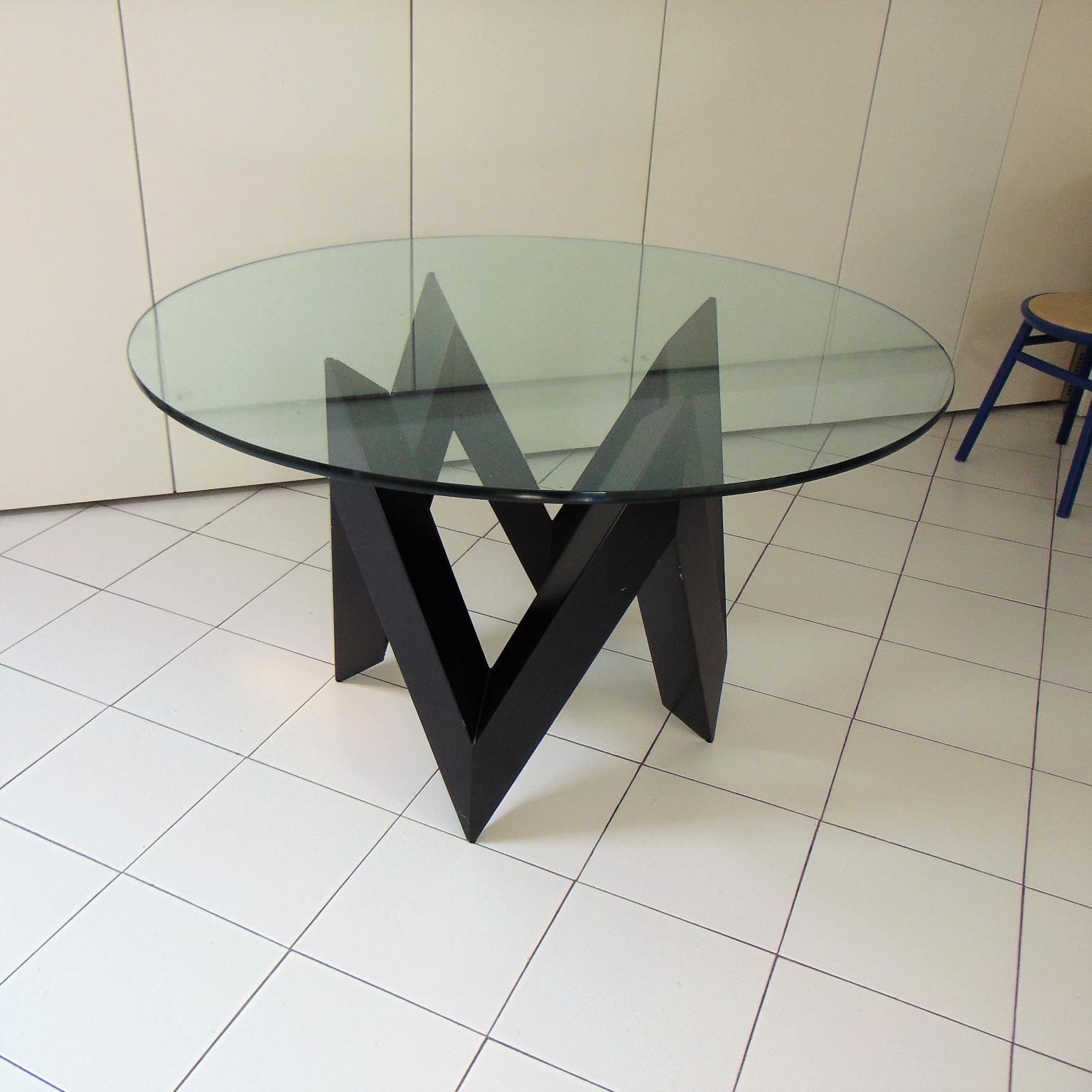 1983 Patio Table Black Lacquer Round Glass Top, De Pas D'urbino Lomazzi, Sormani 1