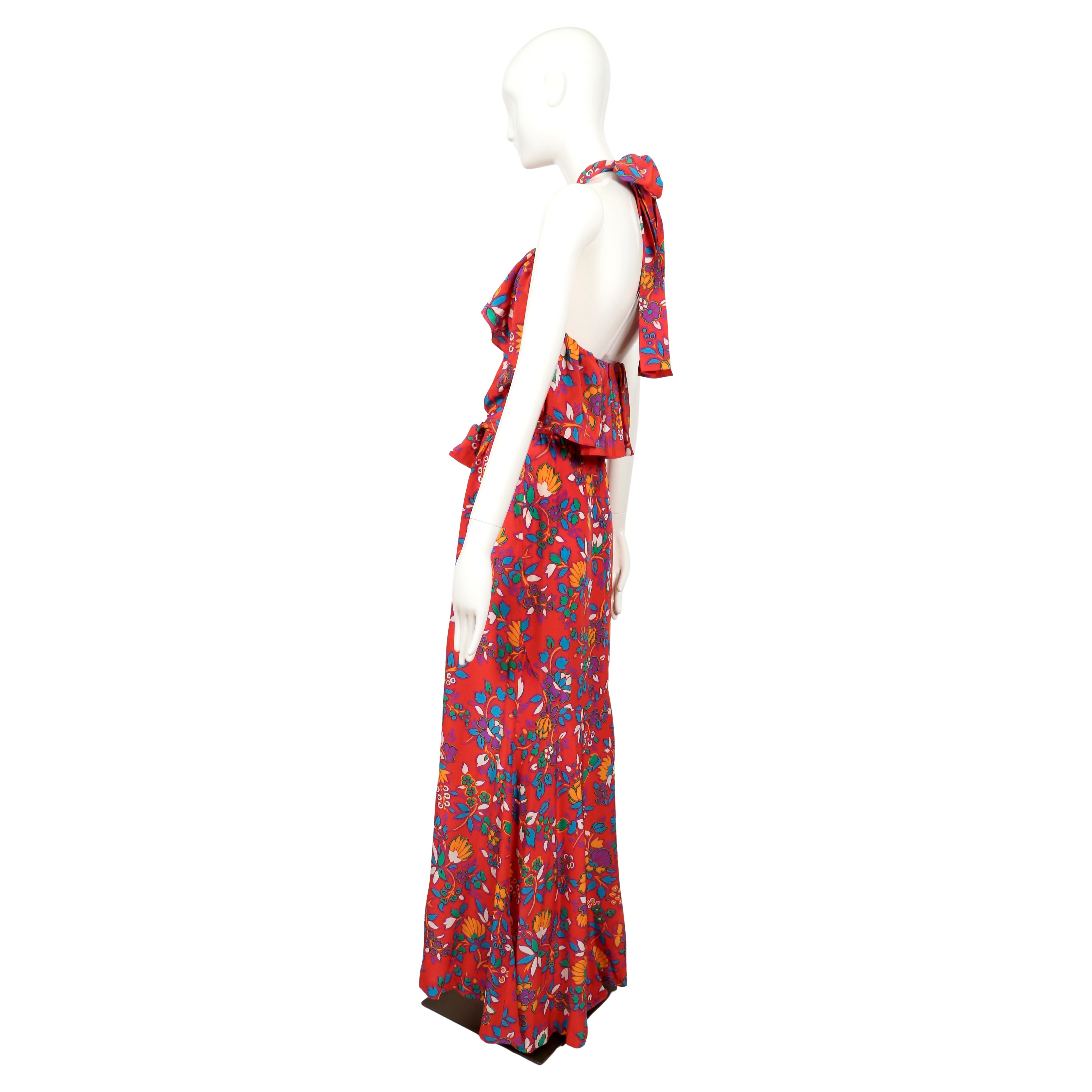 1983 YVES SAINT LAURENT vestido RUNWAY de seda floral roja en venta 5