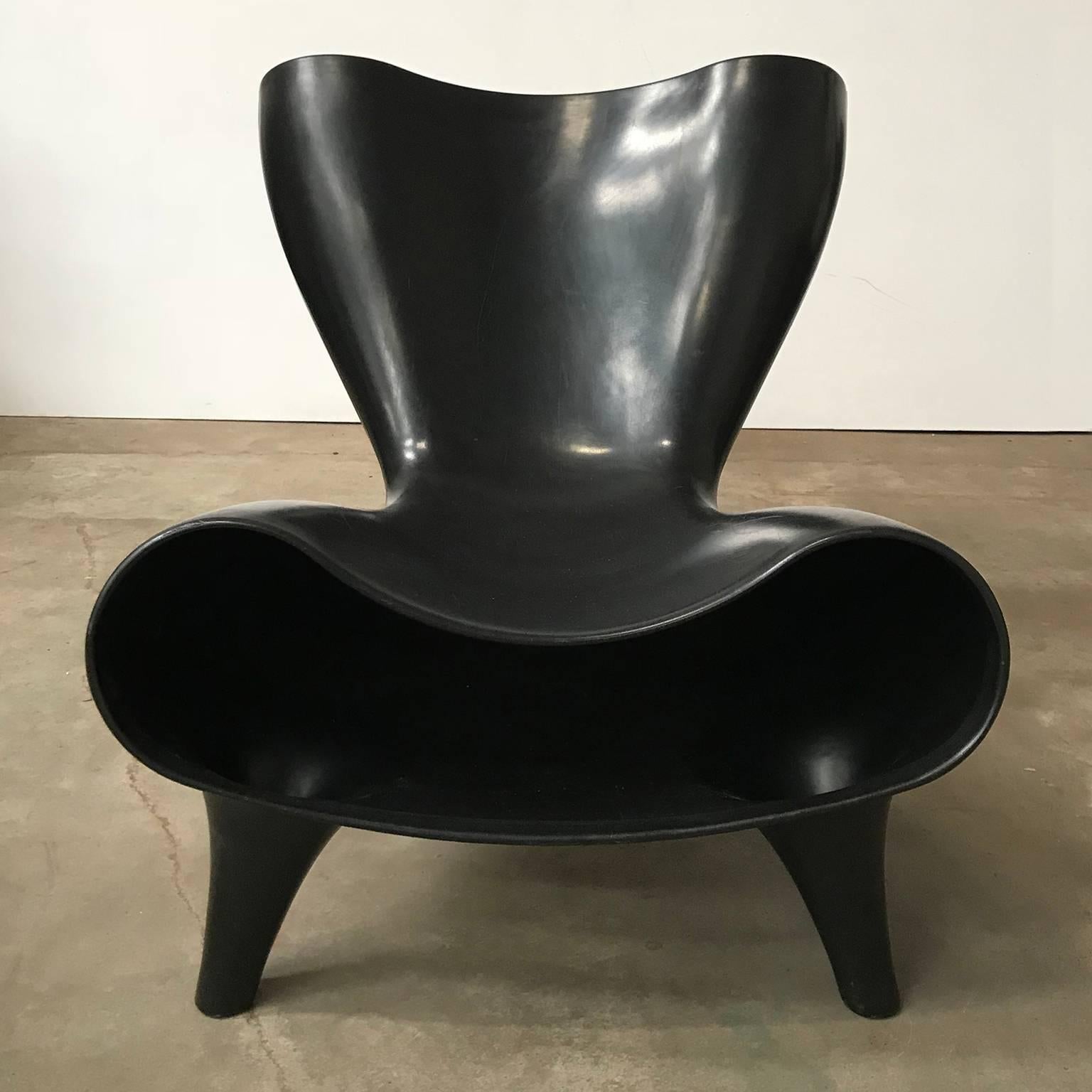 italien 1983, Marc Newson, Chaise Orgone noire