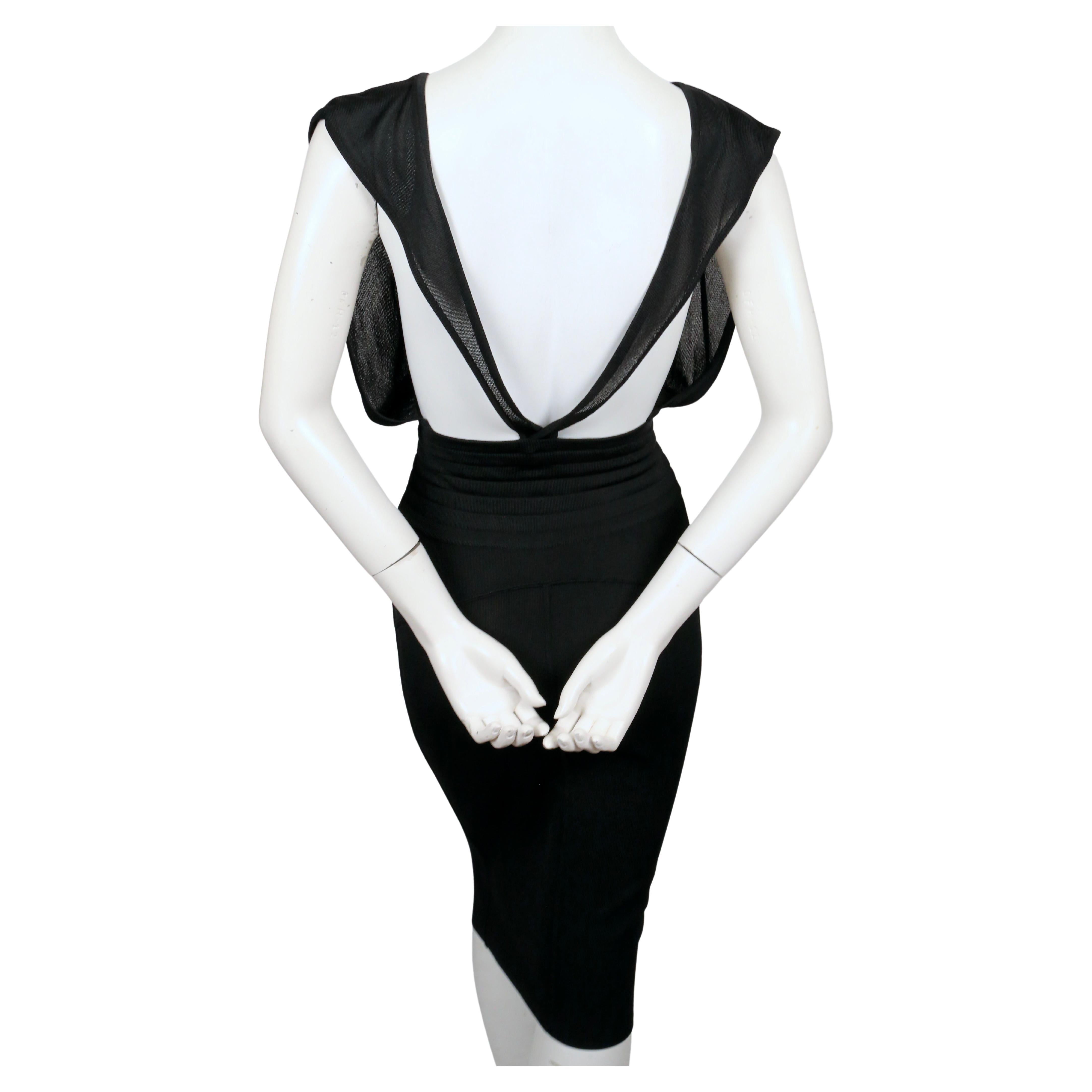 1984 AZZEDINE ALAIA robe en maille noire avec large ceinture élastique en vente 5