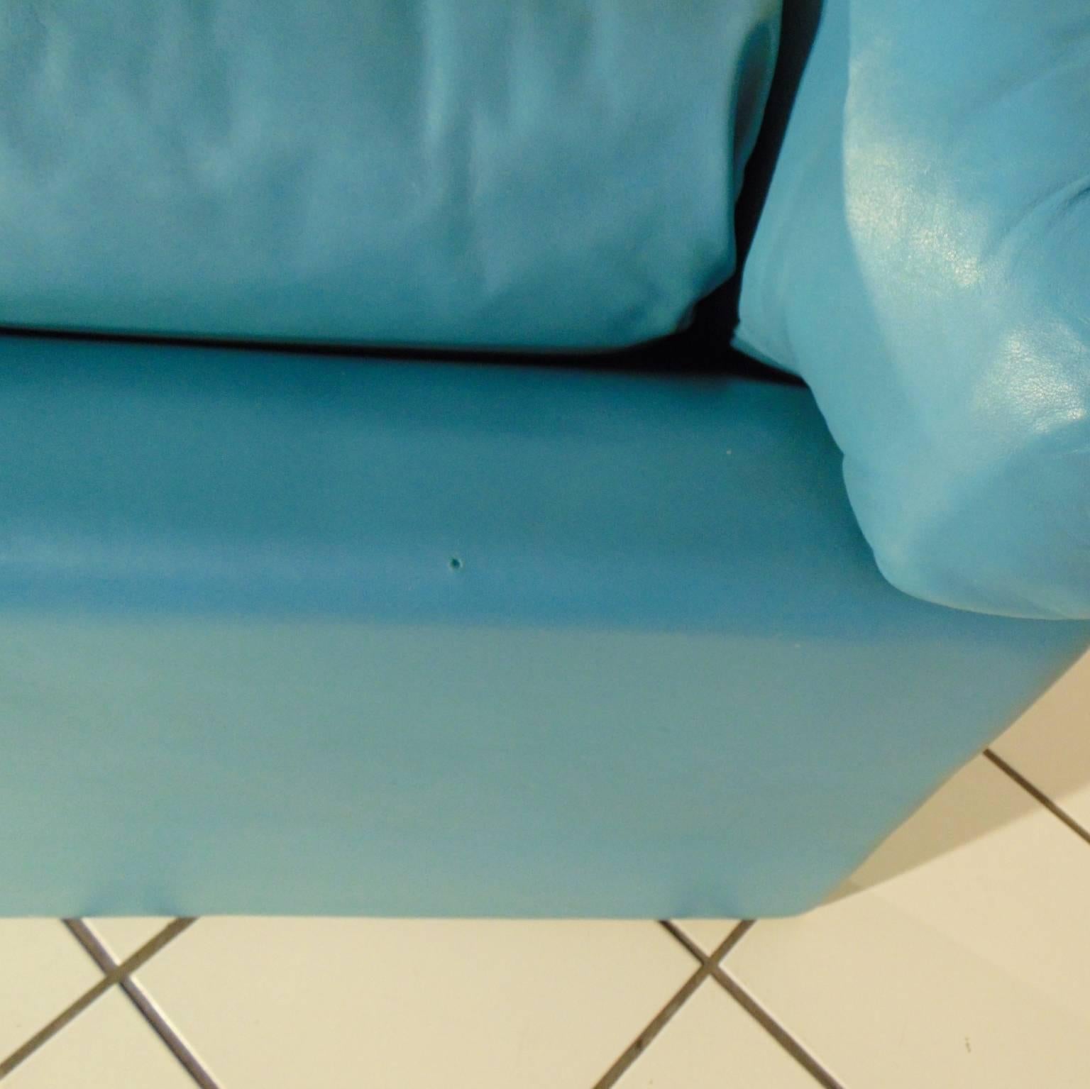 1984 Chaise Longue Turquoise Leather Miami Style Luigi Sormani Casabella Design 3