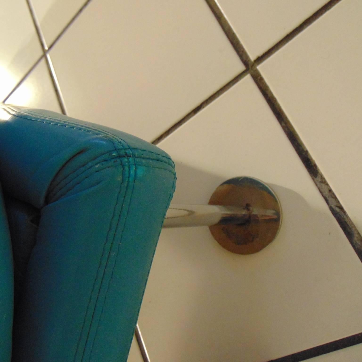 1984 Chaise Longue Turquoise Leather Miami Style Luigi Sormani Casabella Design 4