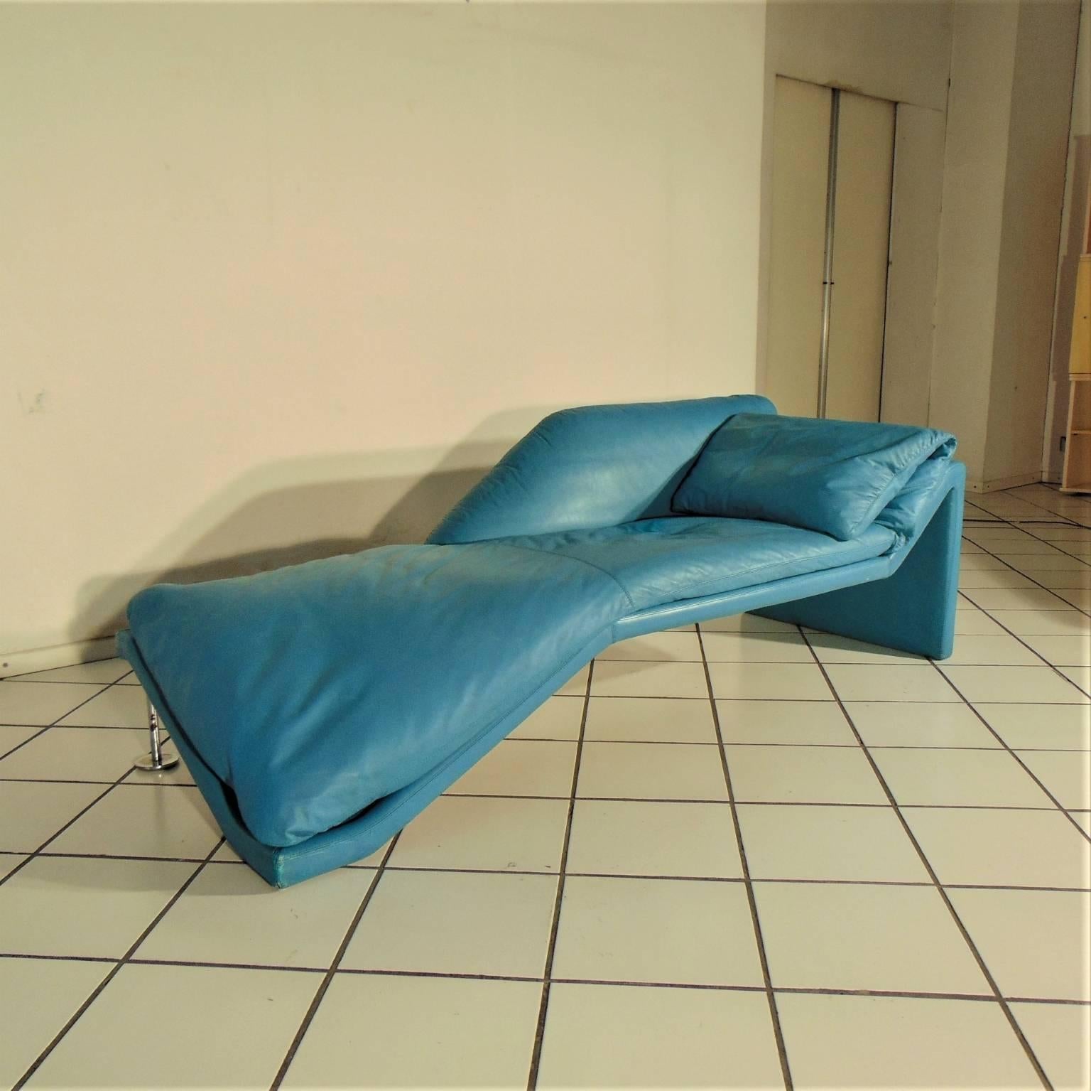 Dyed 1984 Chaise Longue Turquoise Leather Miami Style Luigi Sormani Casabella Design
