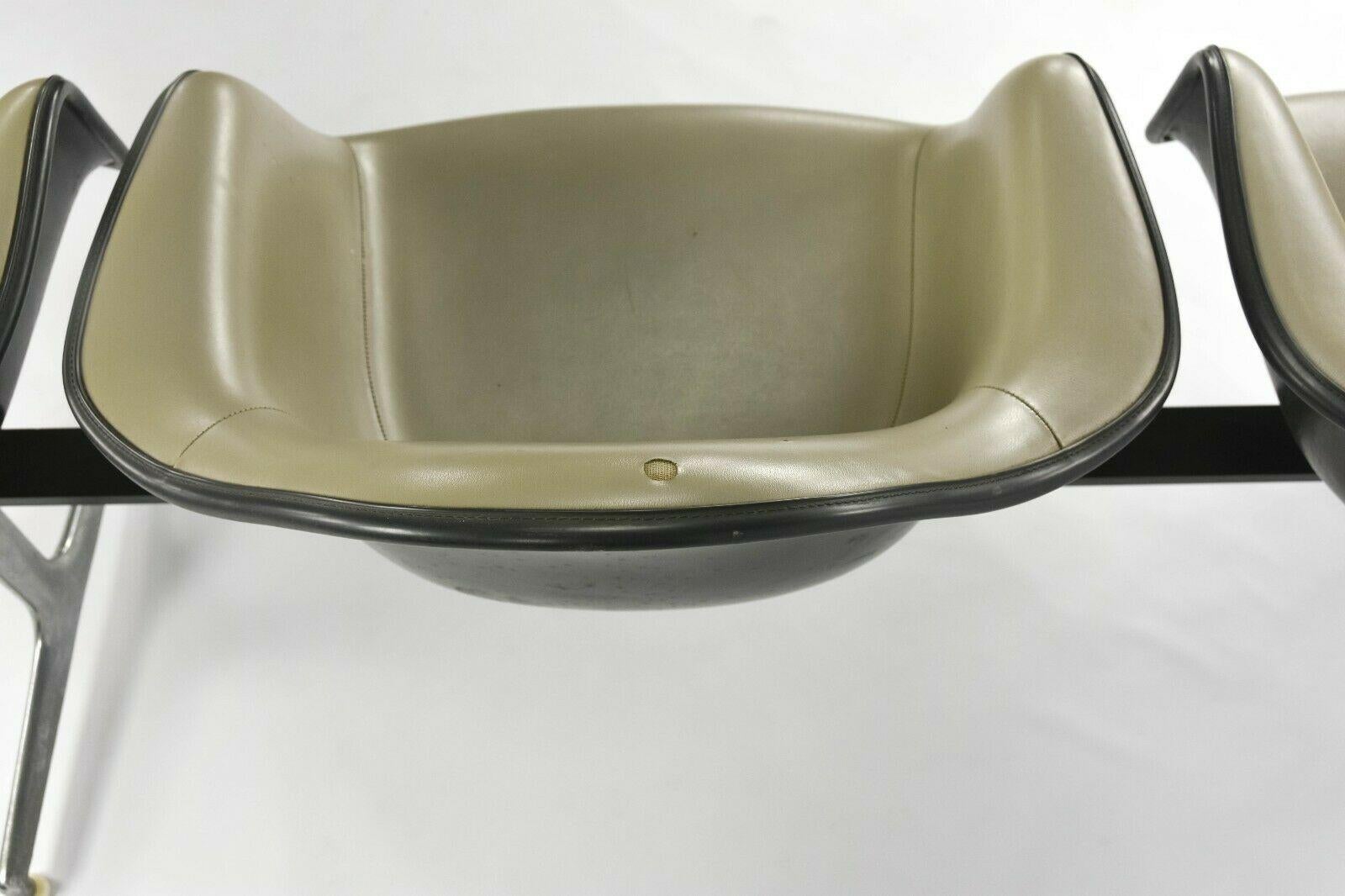 Fiberglass 1984 Herman Miller Eames 3734 T&em Four Seater Arm Shell Bench in Gray Naugahyde For Sale
