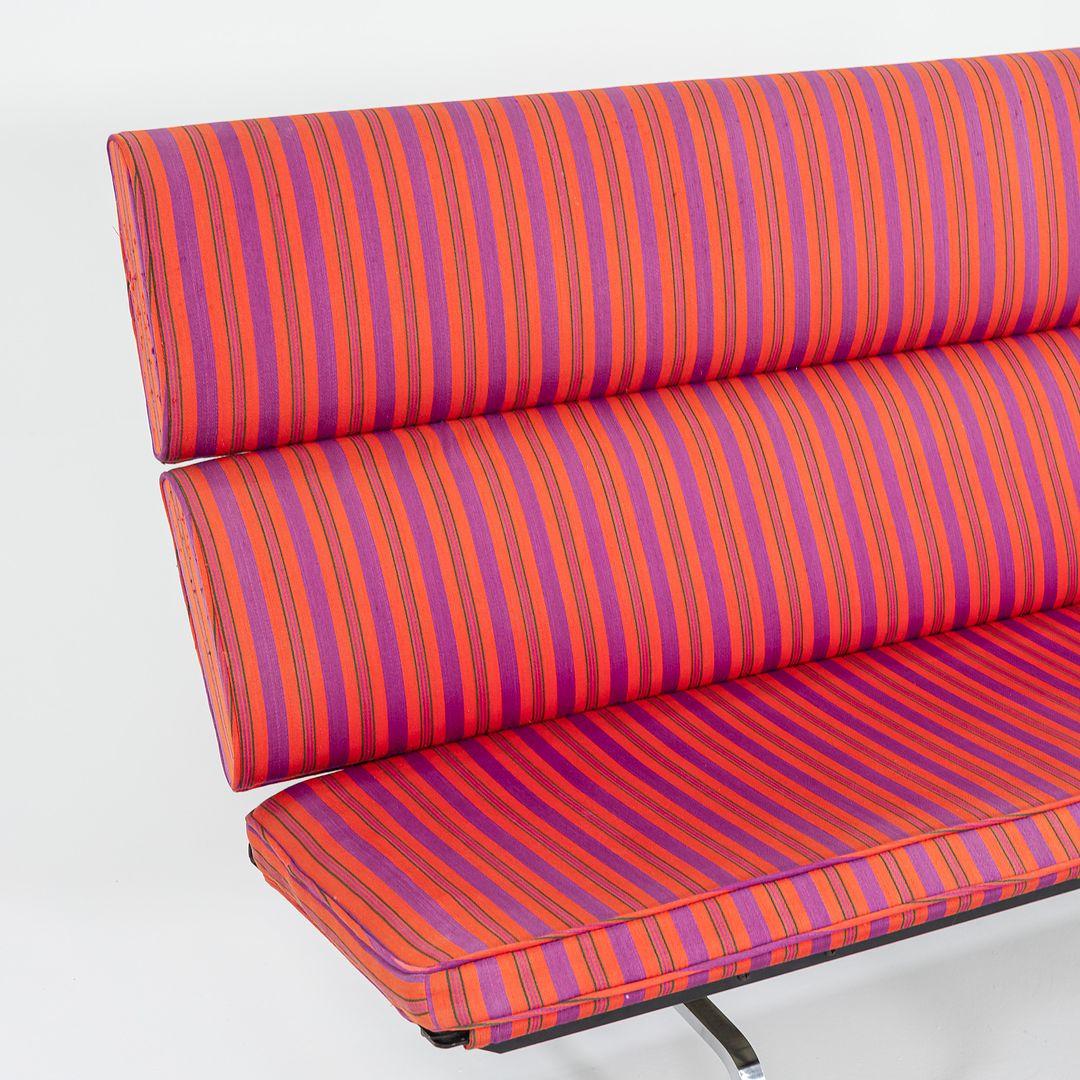 Fin du 20e siècle 1984 Canapé Eames Herman Miller Compact avec tissu à rayures Alexander Girard Miller en vente