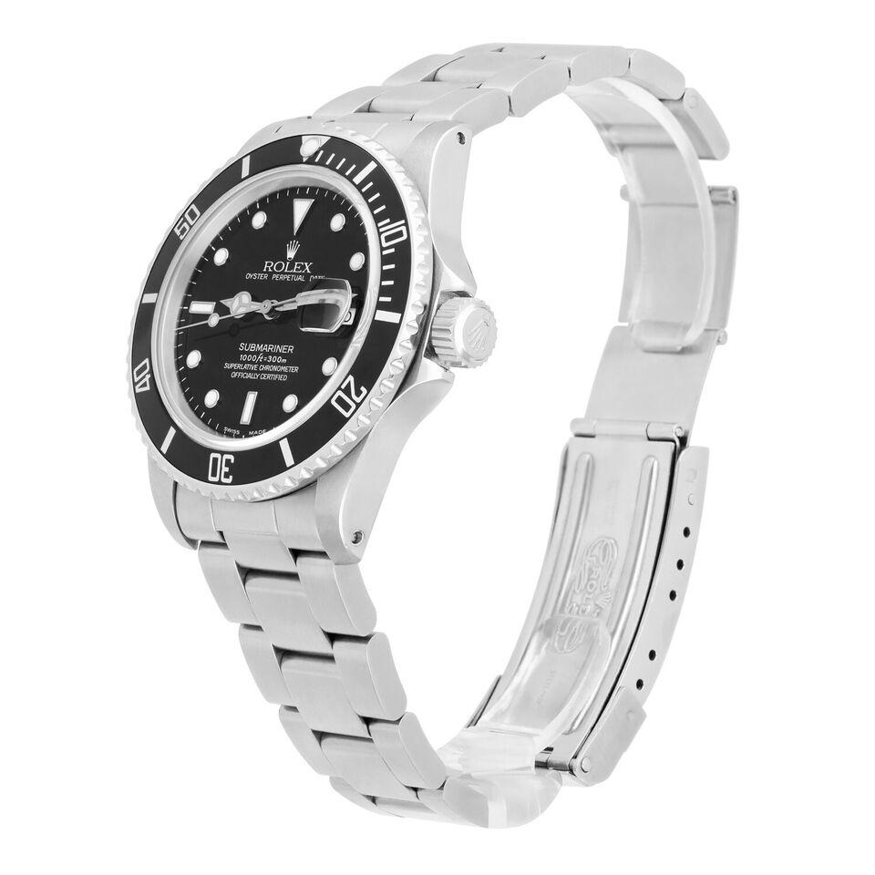 1984 Rolex Submariner Date 40mm Black Dial Rare Vintage Steel Watch 16800 Excellent état - En vente à New York, NY