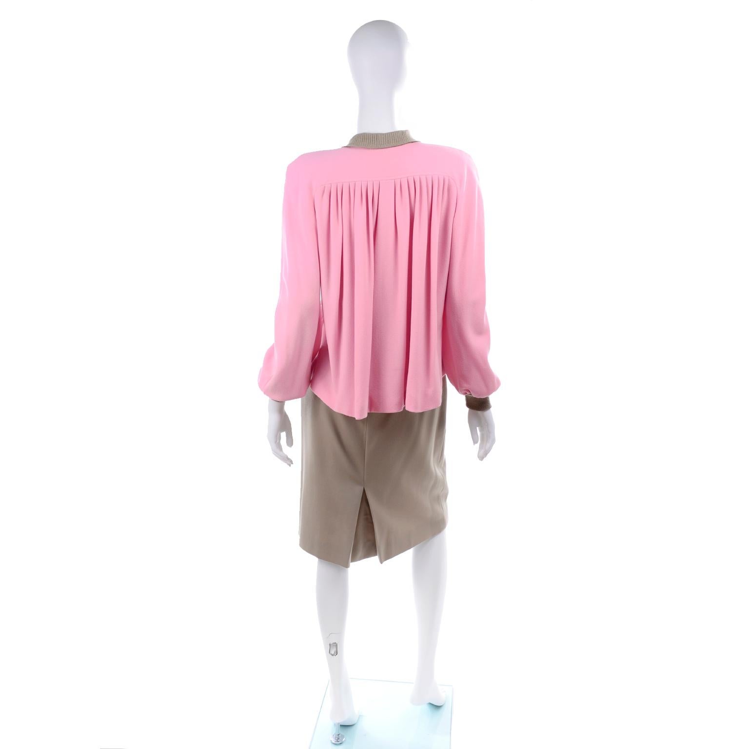 1984 Runway Vintage Valentino Boutique 2pc Skirt Top Outfit Pink & Camel Size 8 In Excellent Condition In Portland, OR