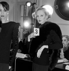 1984 Valentino Garavani Runway Rhinestone Beaded Bow Night Black Fox Fur Scarf