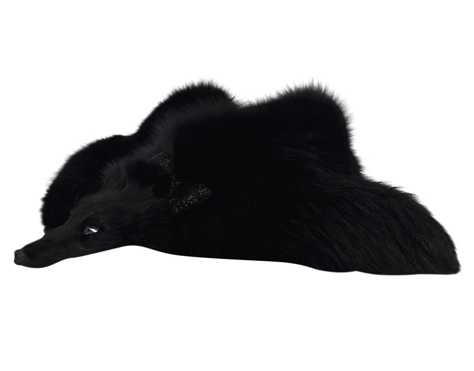 1984 Valentino Garavani Runway Rhinestone Beaded Bow Night Black Fox Fur Scarf For Sale 3