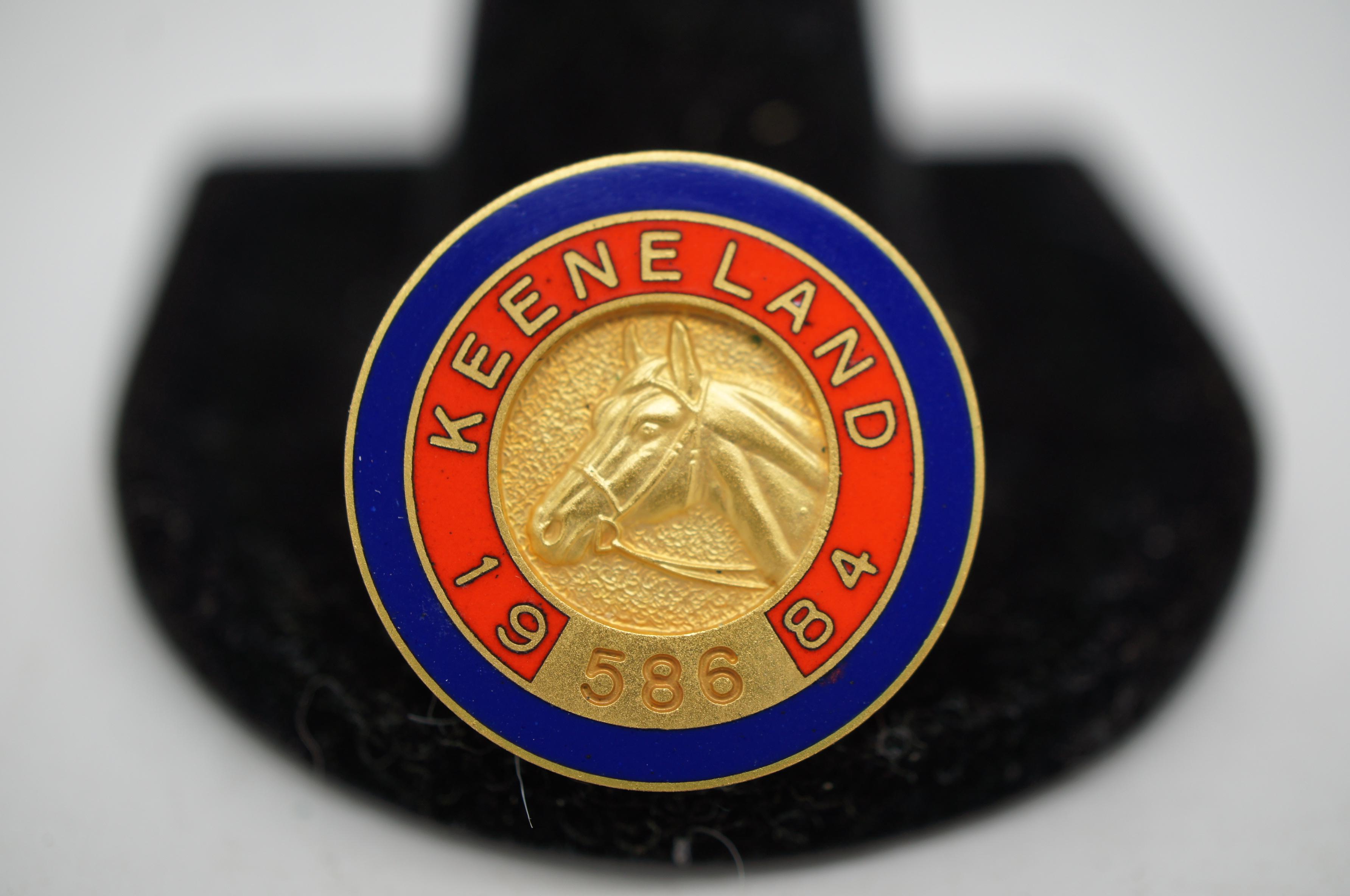 Brass 1984 Vintage Keenland Member Pin Enamel Badge Horse Racing Equestrian 1
