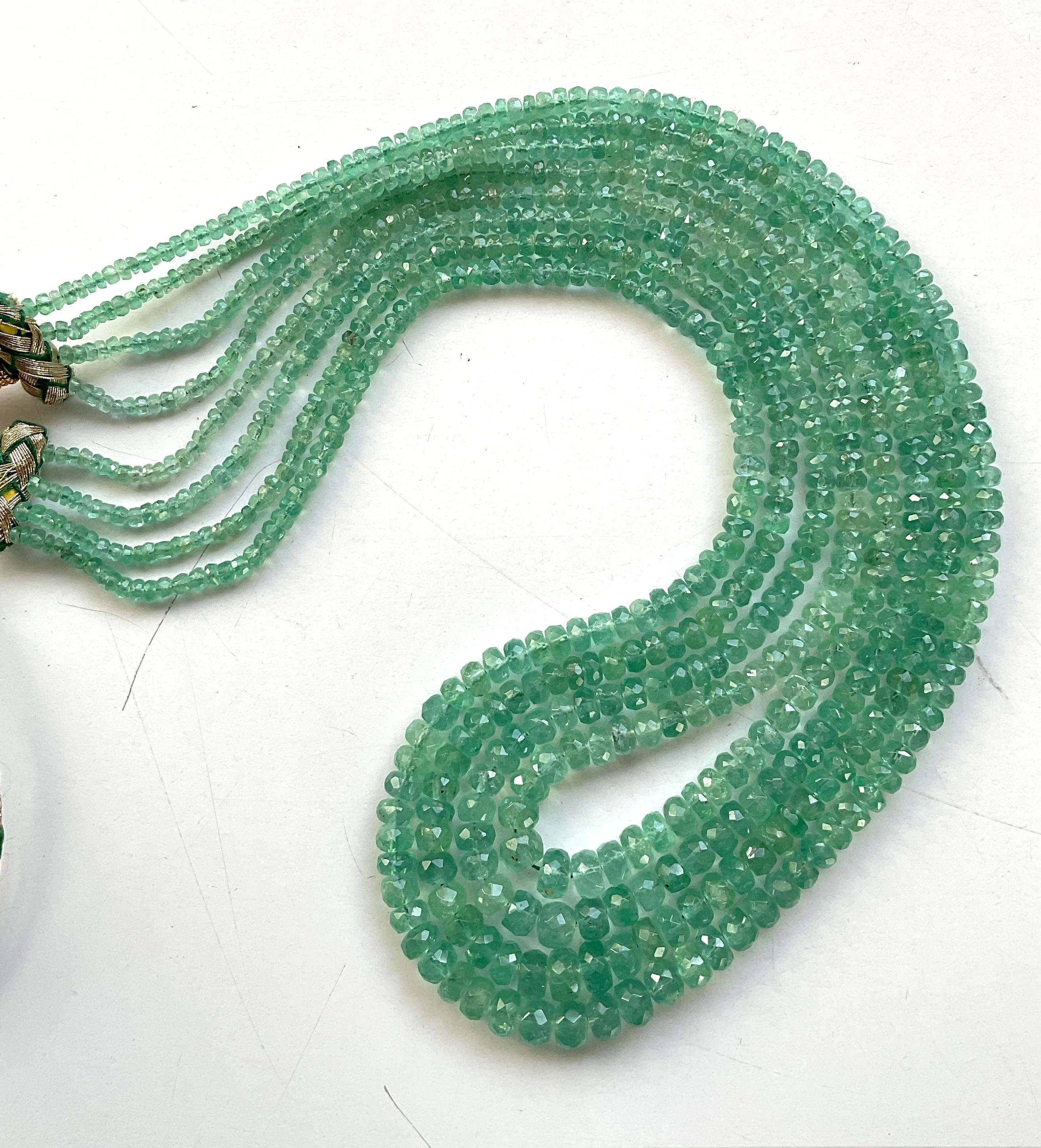 198,40 Karat Panjshir Smaragd Facettierte Perlen für feinen Schmuck Natürlicher Edelstein für Damen oder Herren im Angebot