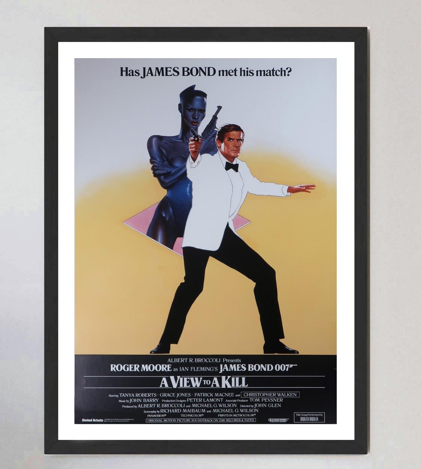 1985 „A View to a Kill“, Original-Vintage-Poster (Ende des 20. Jahrhunderts) im Angebot