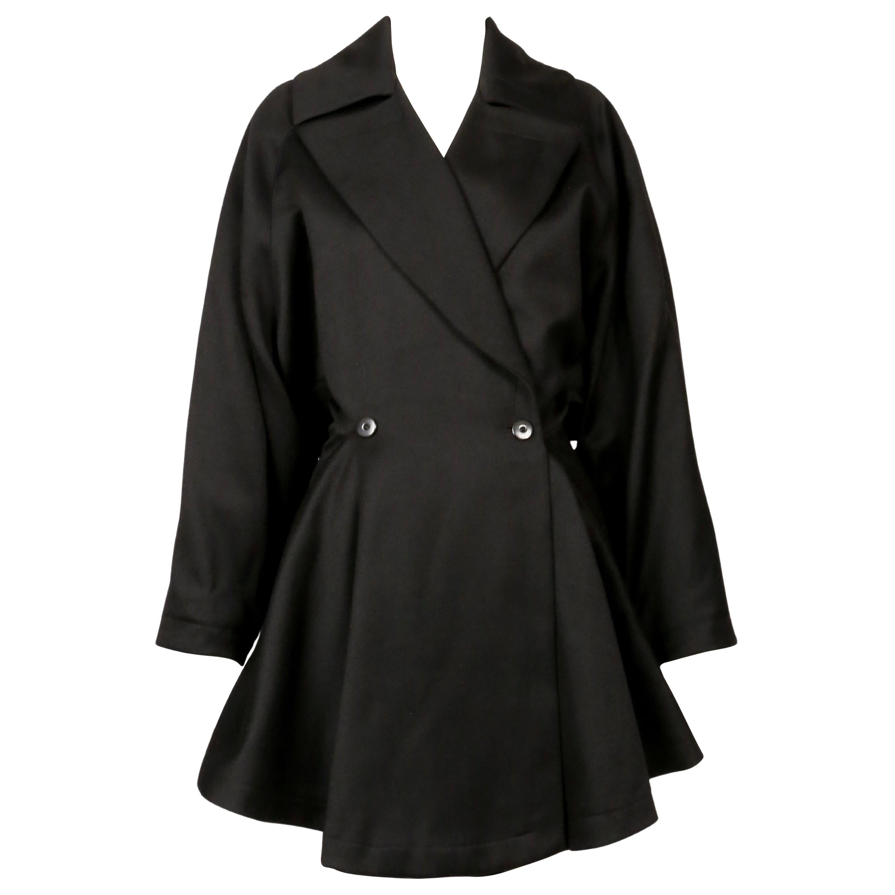 1985 Cappotto RUNWAY in gabardine di lana nera AZZEDINE ALAIA