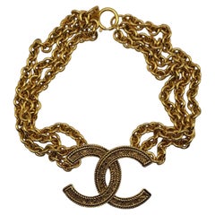 1985 Chanel CC logo necklace