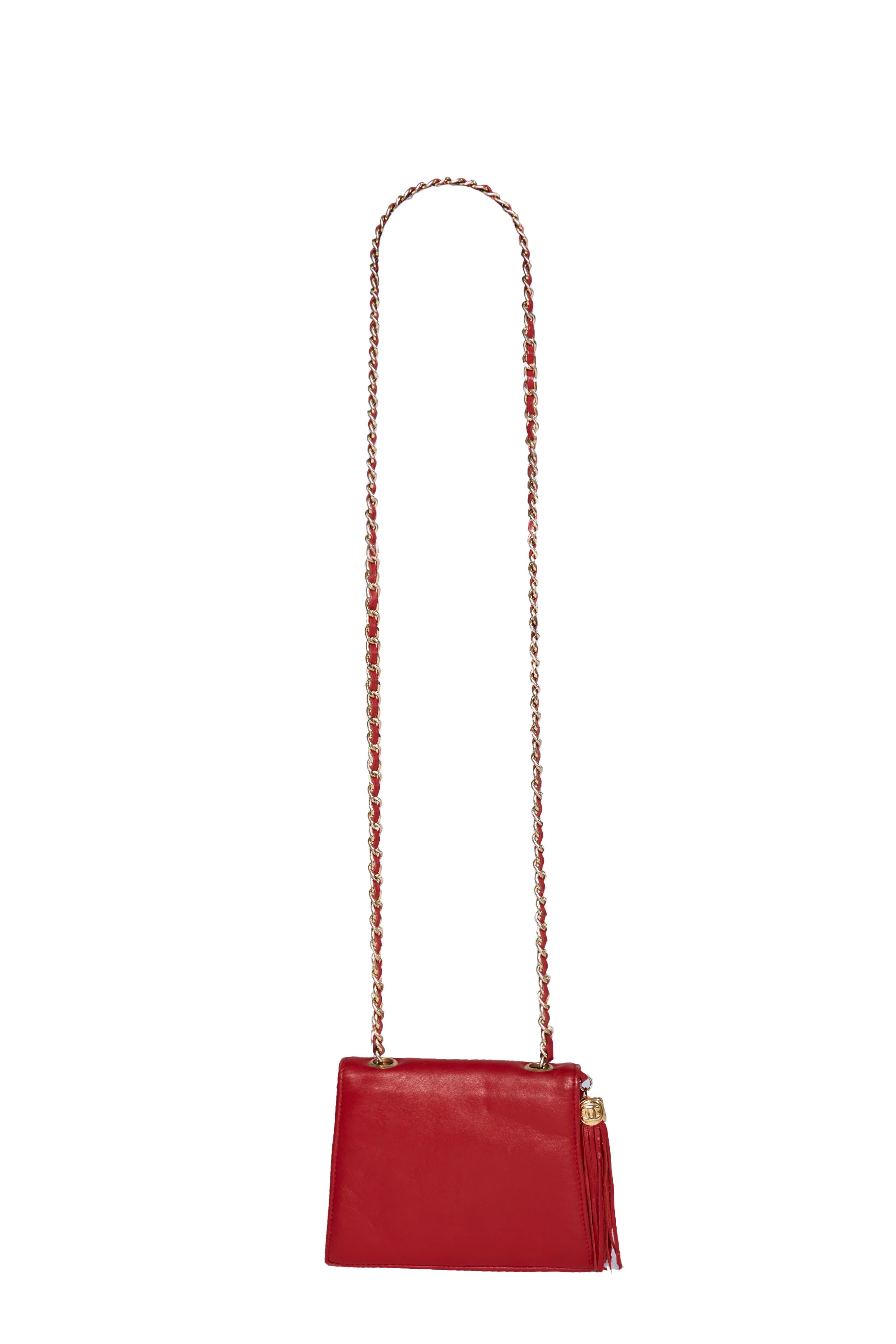 1985 Chanel Vintage Mini Tassel Flap Bag Bon état - En vente à Eivissa, ES