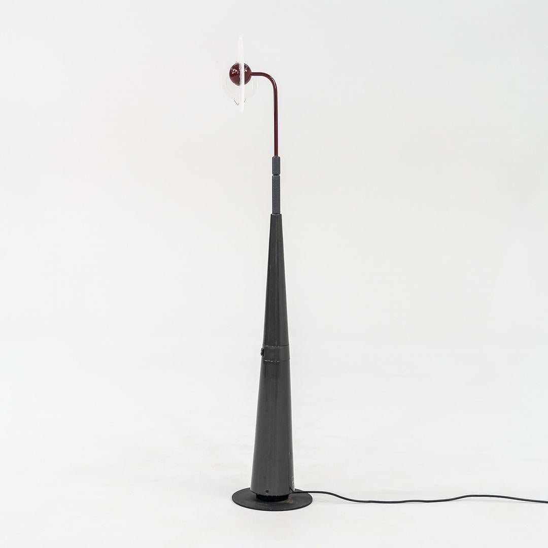 Fin du 20e siècle Lampadaires Club 1195 de Pier Giuseppe Ramella pour Arteluce / Flos en gris, 1985 en vente