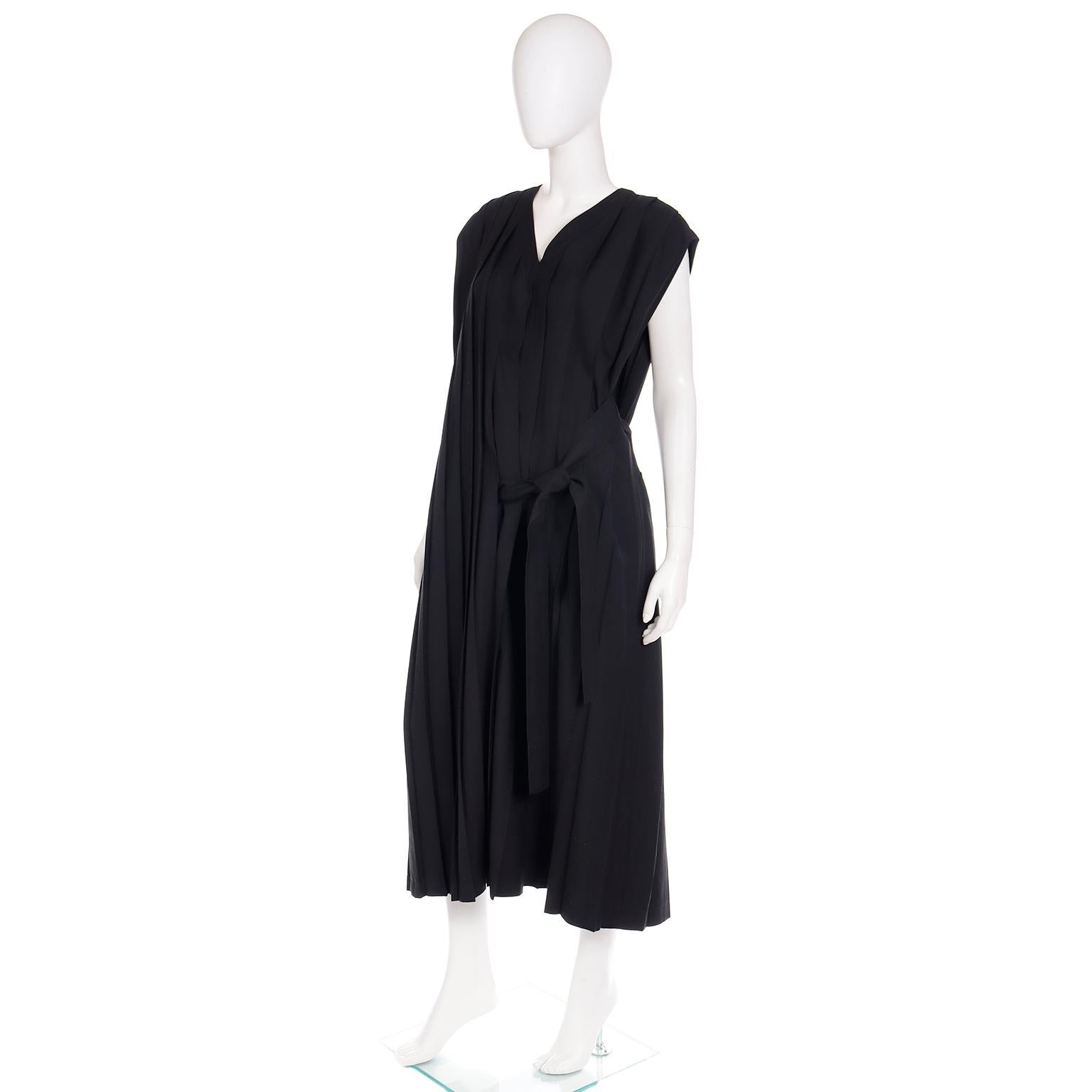 1985 Comme de Garcons Pleated Black Avant Garde Sleeveless Dress Rei Kawakubo For Sale 5