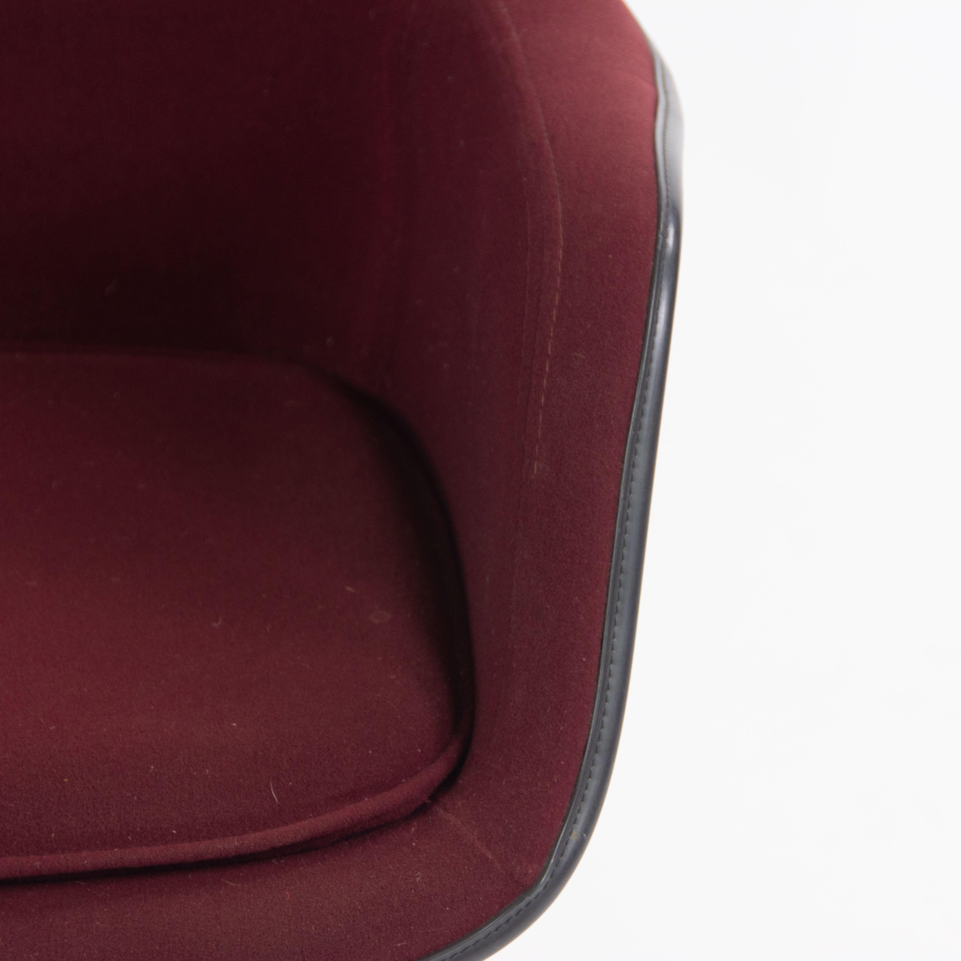 1985 Eames Herman Miller EC175 Upholstered Fiberglass Shell Chair Museum Quality For Sale 3