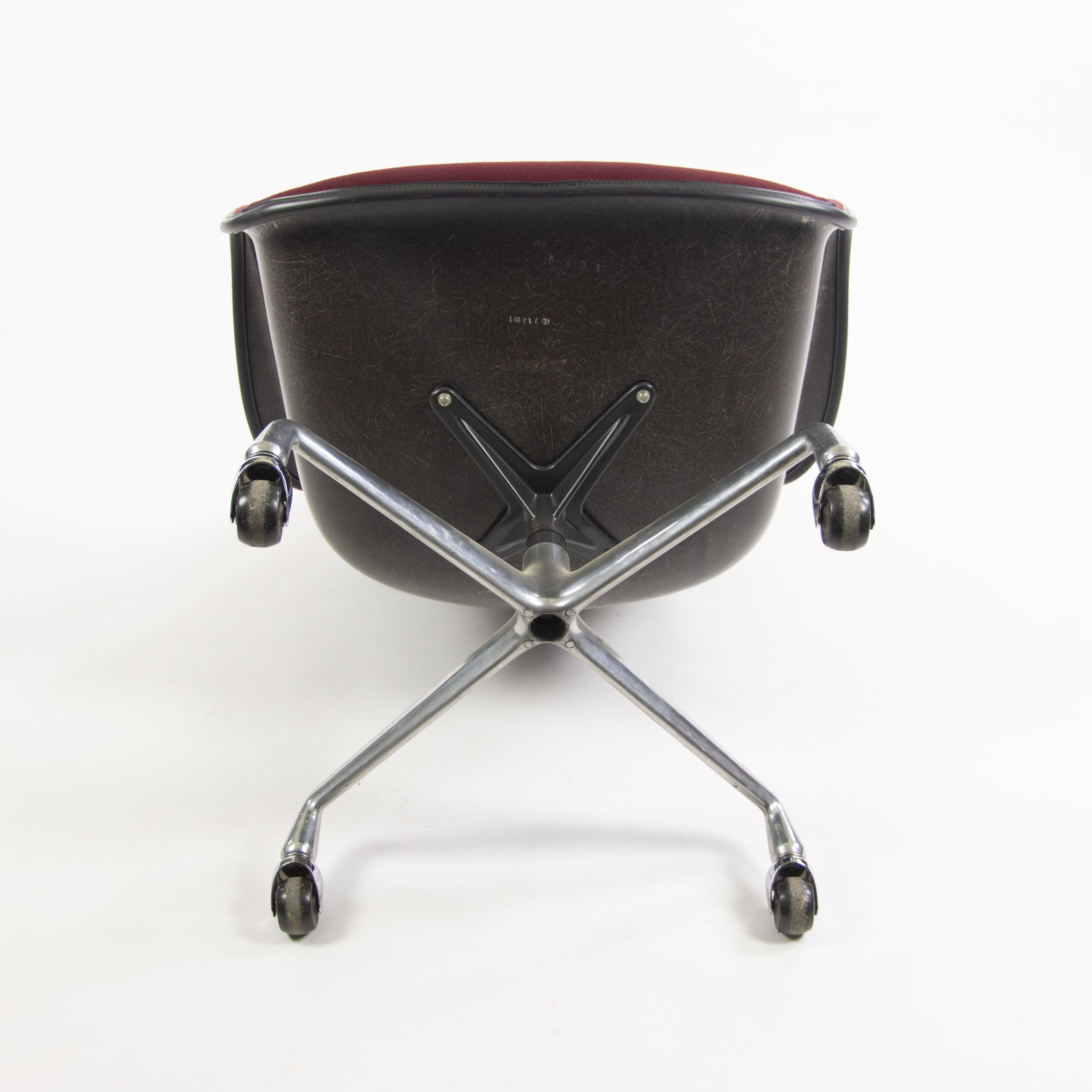 1985 Eames Herman Miller EC175 Upholstered Fiberglass Shell Chair Museum Quality For Sale 5