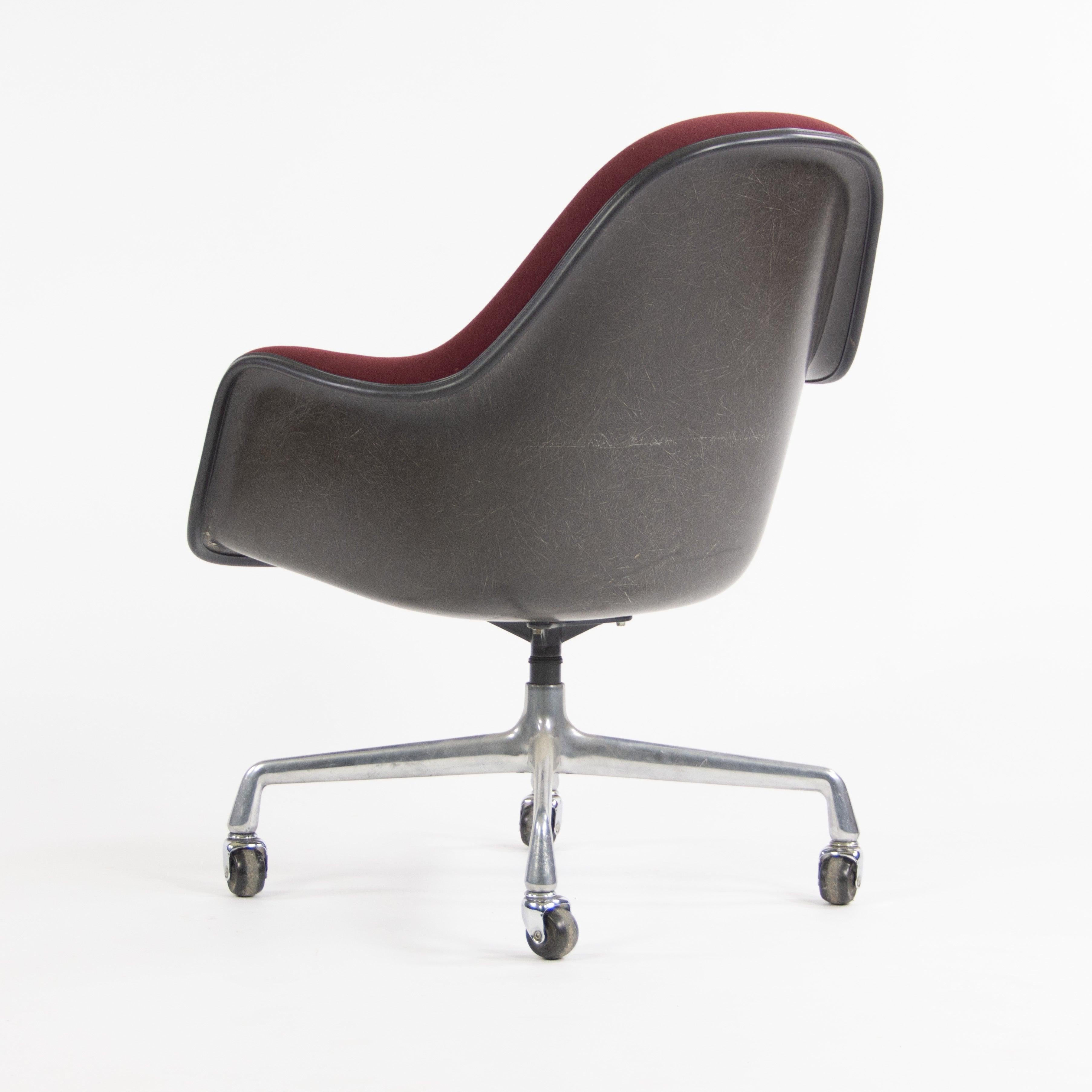 Modern 1985 Eames Herman Miller EC175 Upholstered Fiberglass Shell Chair Museum Quality For Sale