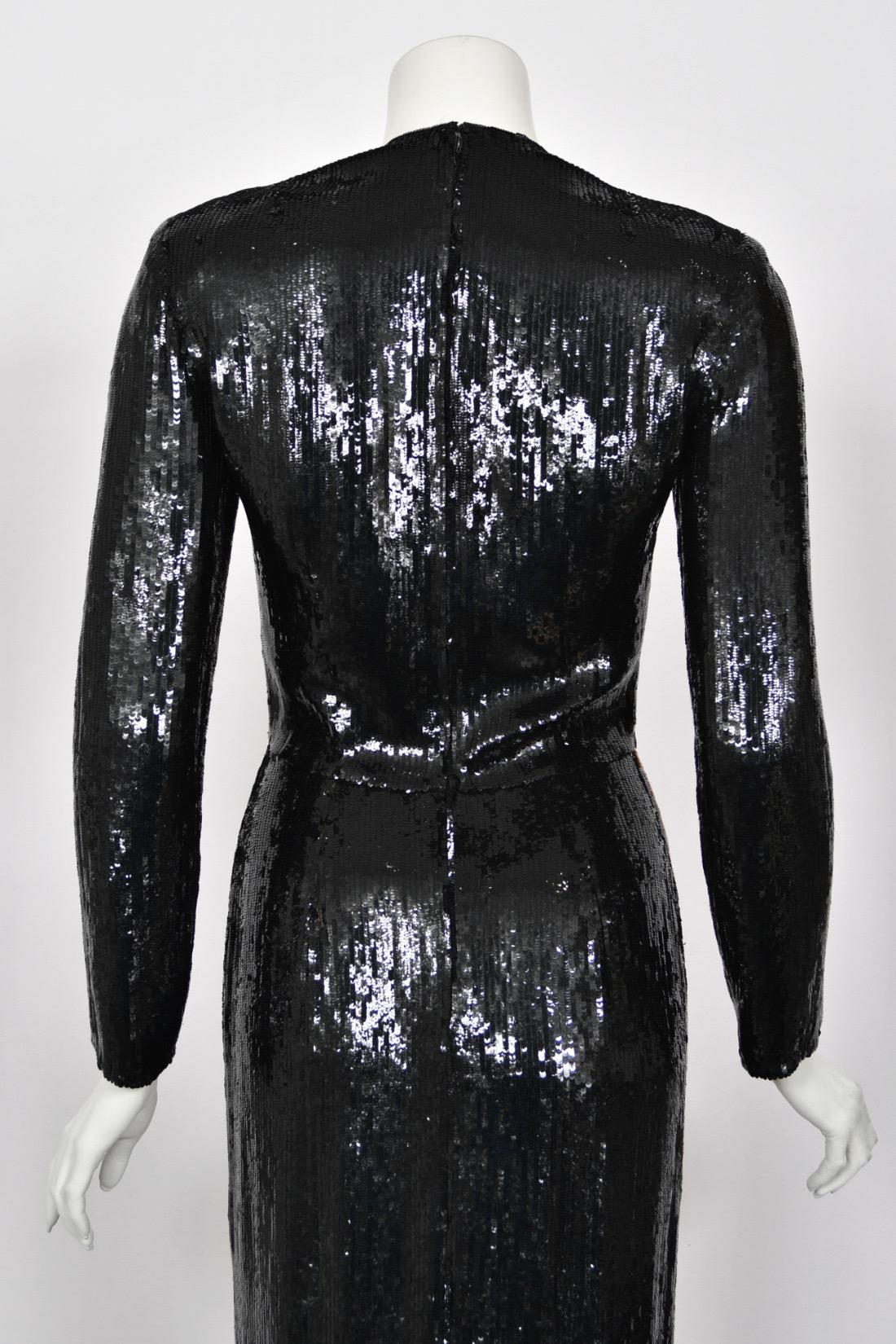 1985 Geoffrey Beene Documented Black & Gold Fully-Sequin 'Cindy Crawford' Gown For Sale 10