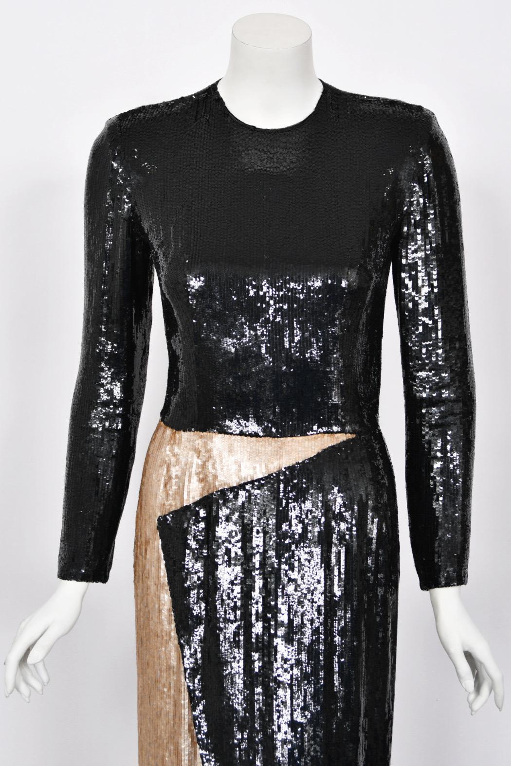 Women's 1985 Geoffrey Beene Documented Black & Gold Fully-Sequin 'Cindy Crawford' Gown For Sale