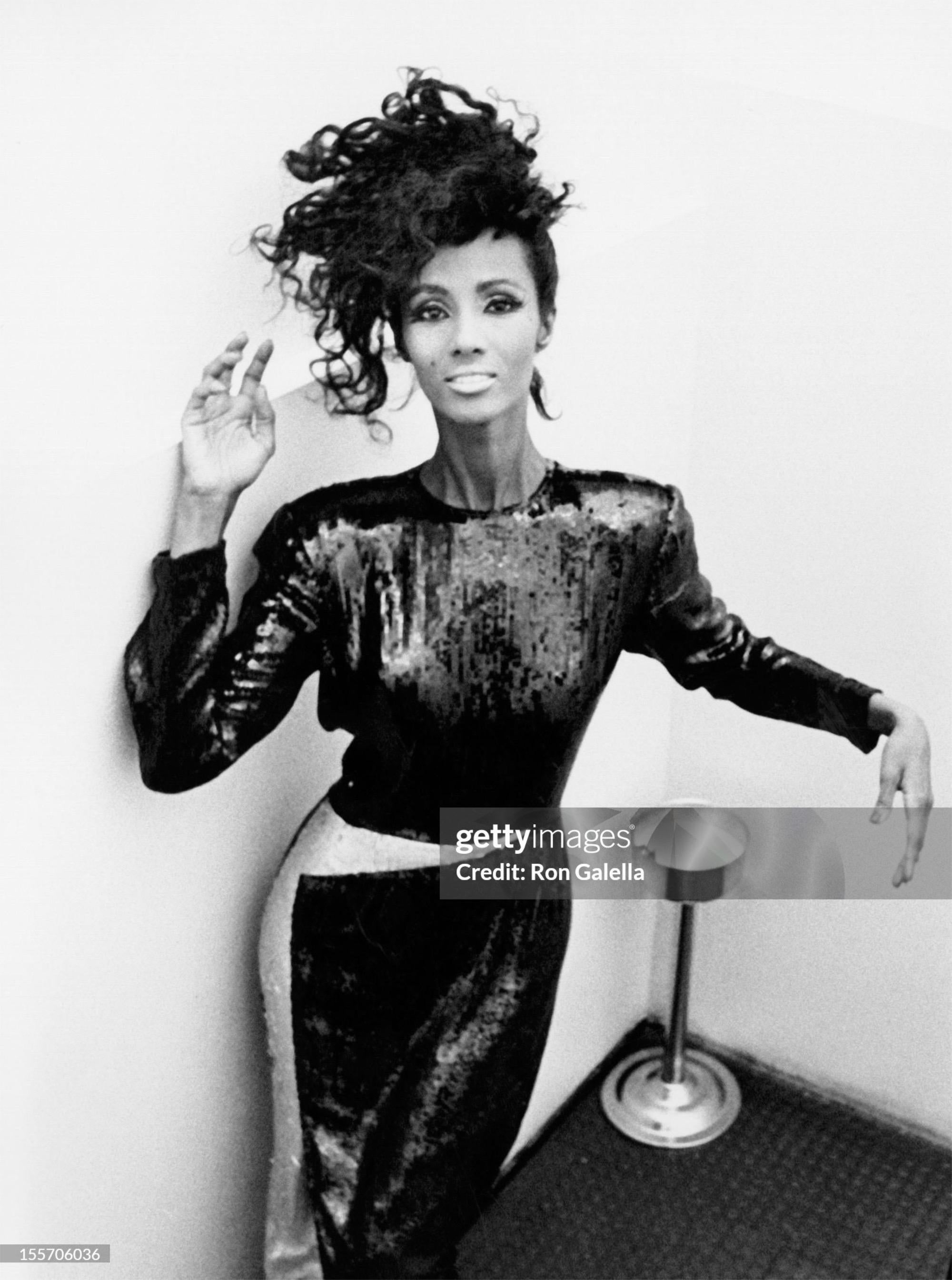 1985 Geoffrey Beene Documented Black & Gold Fully-Sequin 'Cindy Crawford' Gown For Sale 5