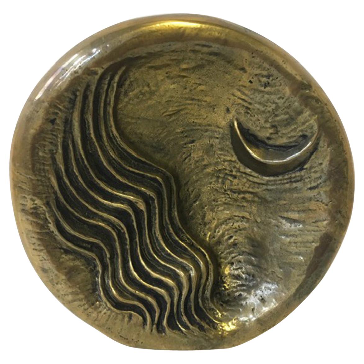 1985 Italien Postmoderne abstrakte Bronzeskulptur „Der Mond“ im Angebot