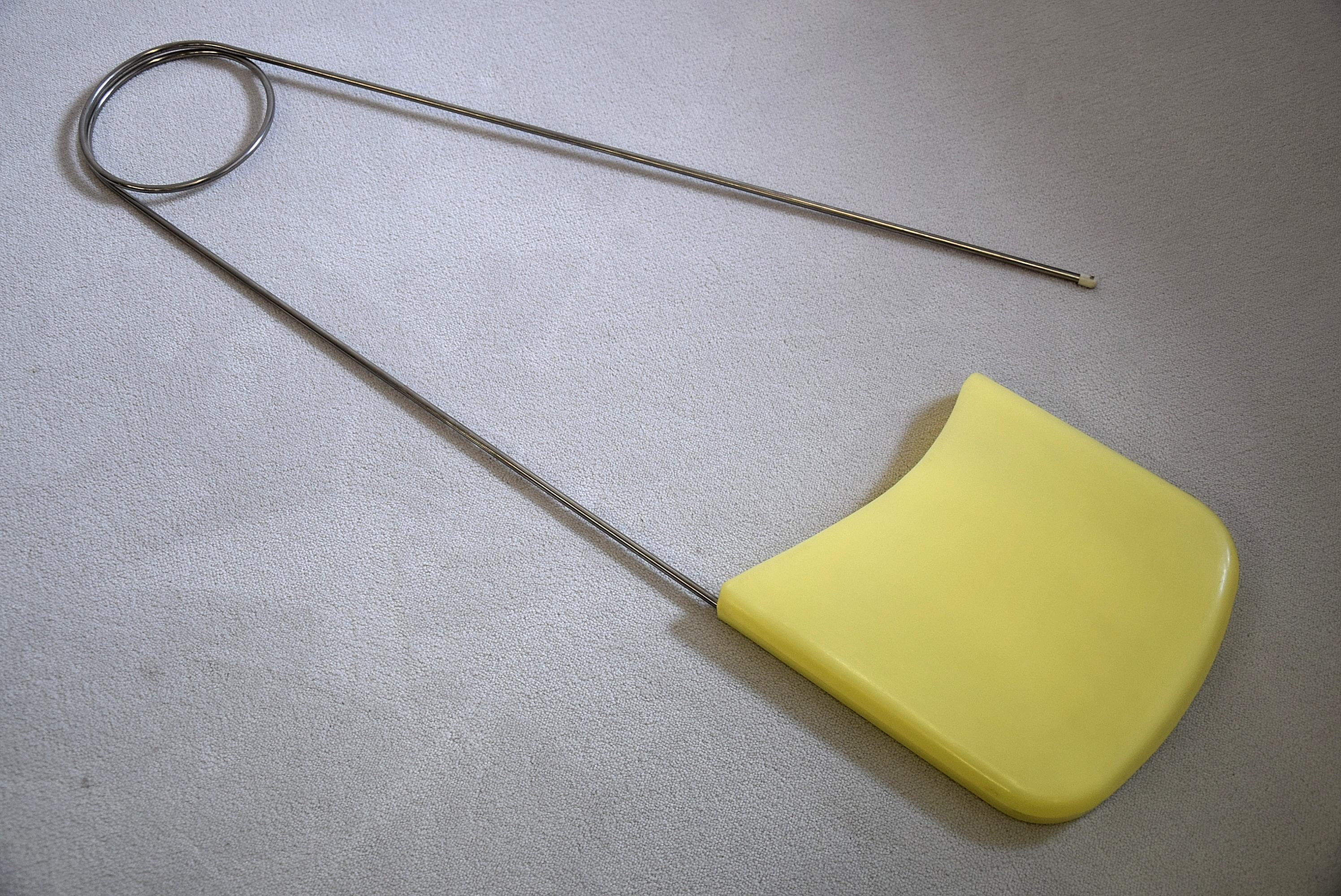 1985 Think Big!, Huge Safety Pin In Good Condition For Sale In Weesp, NL