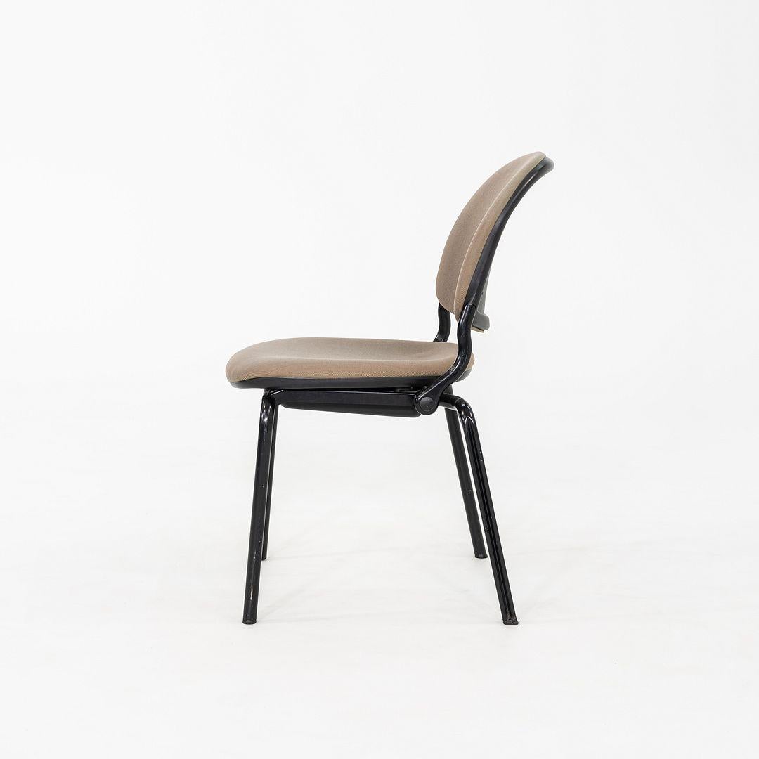 1985 Torsion-Stapelstühle von Giancarlo Piretti für Krueger International (Moderne) im Angebot