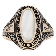 1985 University of North Carolina Klasse Ring, 10k Gold Perlmutt UNC