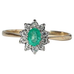 1985 Vintage kolumbianischen Smaragd & Diamant Blume Cluster Halo Ring in 9ct Gold