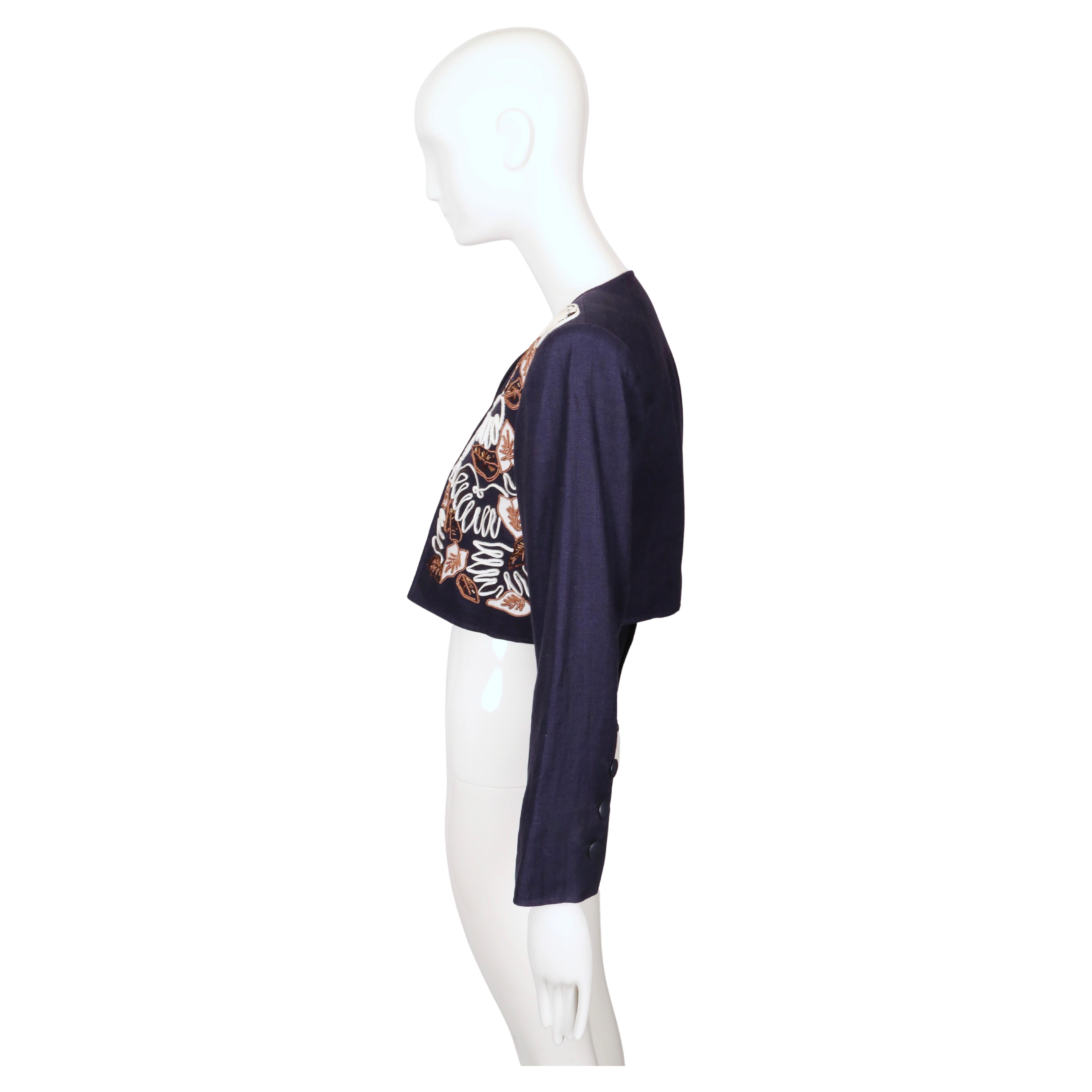 1985 YVES SAINT LAURENT  veste RUNWAY brodée avec garniture en soutache et perles en vente 3