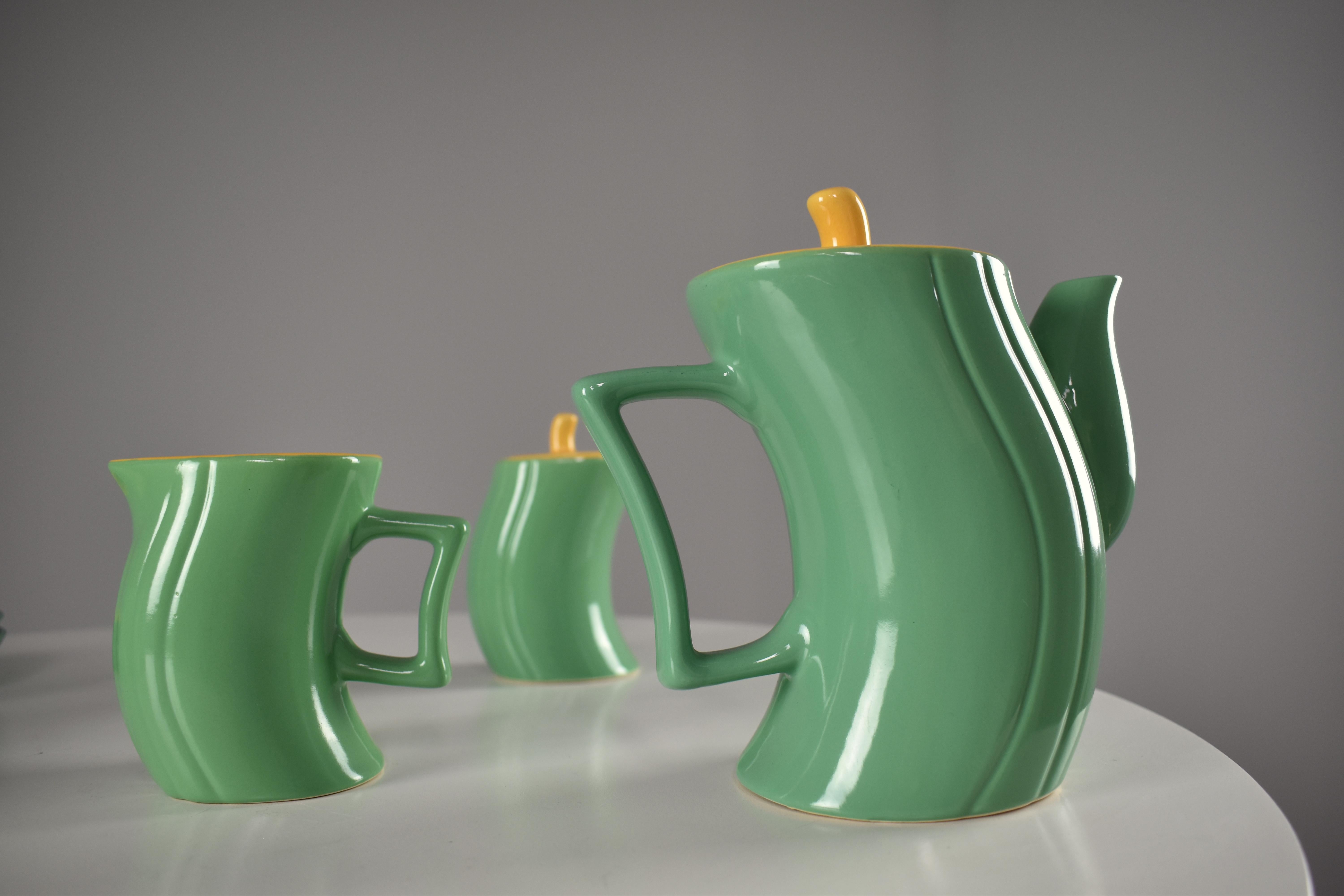 1985's Italian Ceramic Tea and Coffee Service by Massimo Iosa Ghini for Naj-Olea For Sale 7