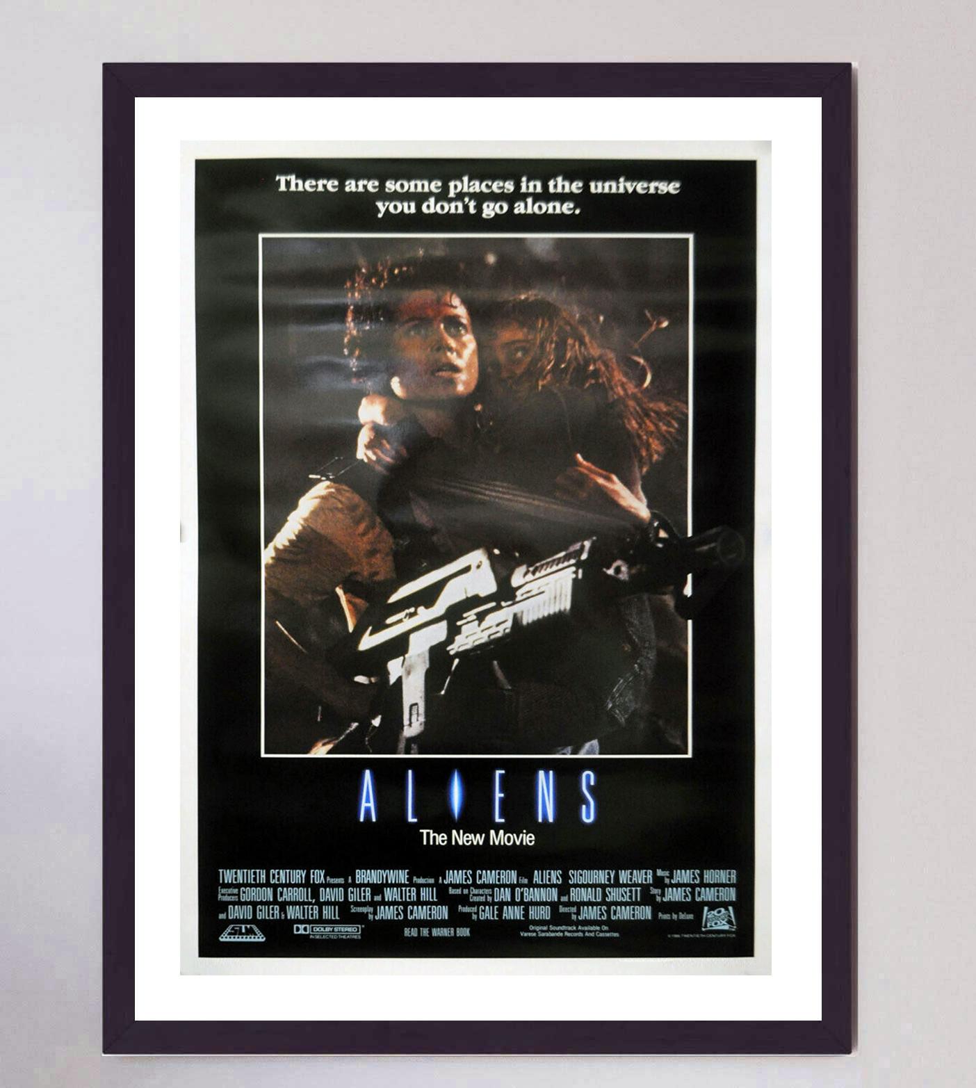 American 1986 Aliens Original Vintage Poster For Sale