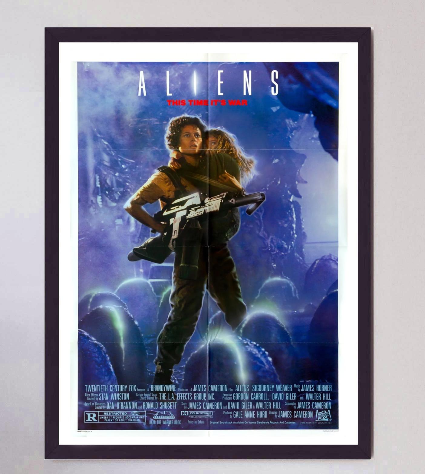 Late 20th Century 1986 Aliens Original Vintage Poster For Sale