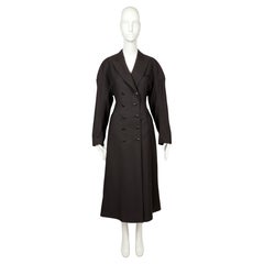 1986 AZZEDINE ALAIA cappotto RUNWAY in gabardine di lana color carbone con cuciture sul retro