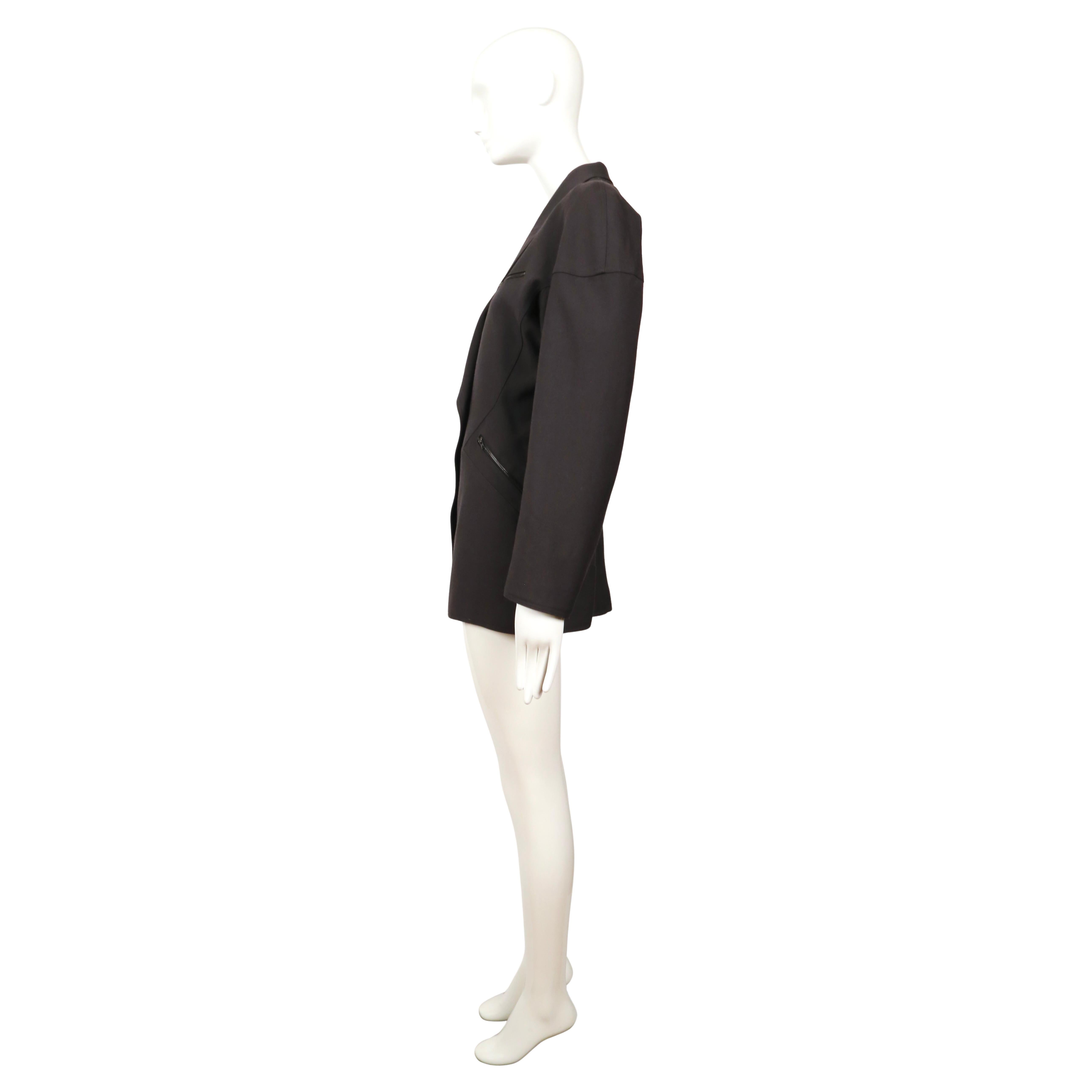 1986 AZZEDINE ALAIA giacca RUNWAY in gabardine di lana color carbone con cuciture sul retro in vendita 1