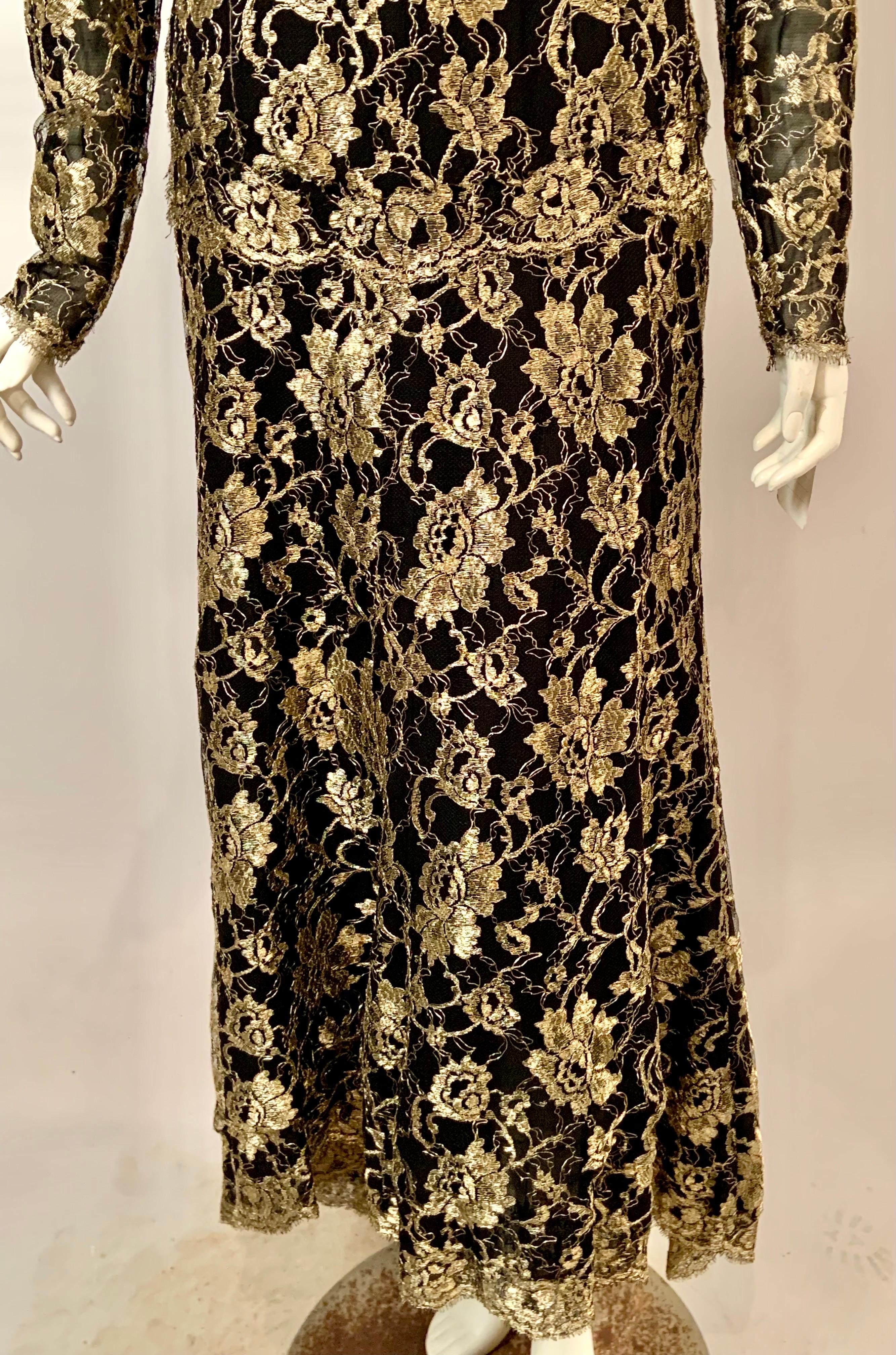 1986 Chanel by Karl Lagerfeld Gold and Black Lace Gown with Train Original Tag In Excellent Condition For Sale In New Hope, PA