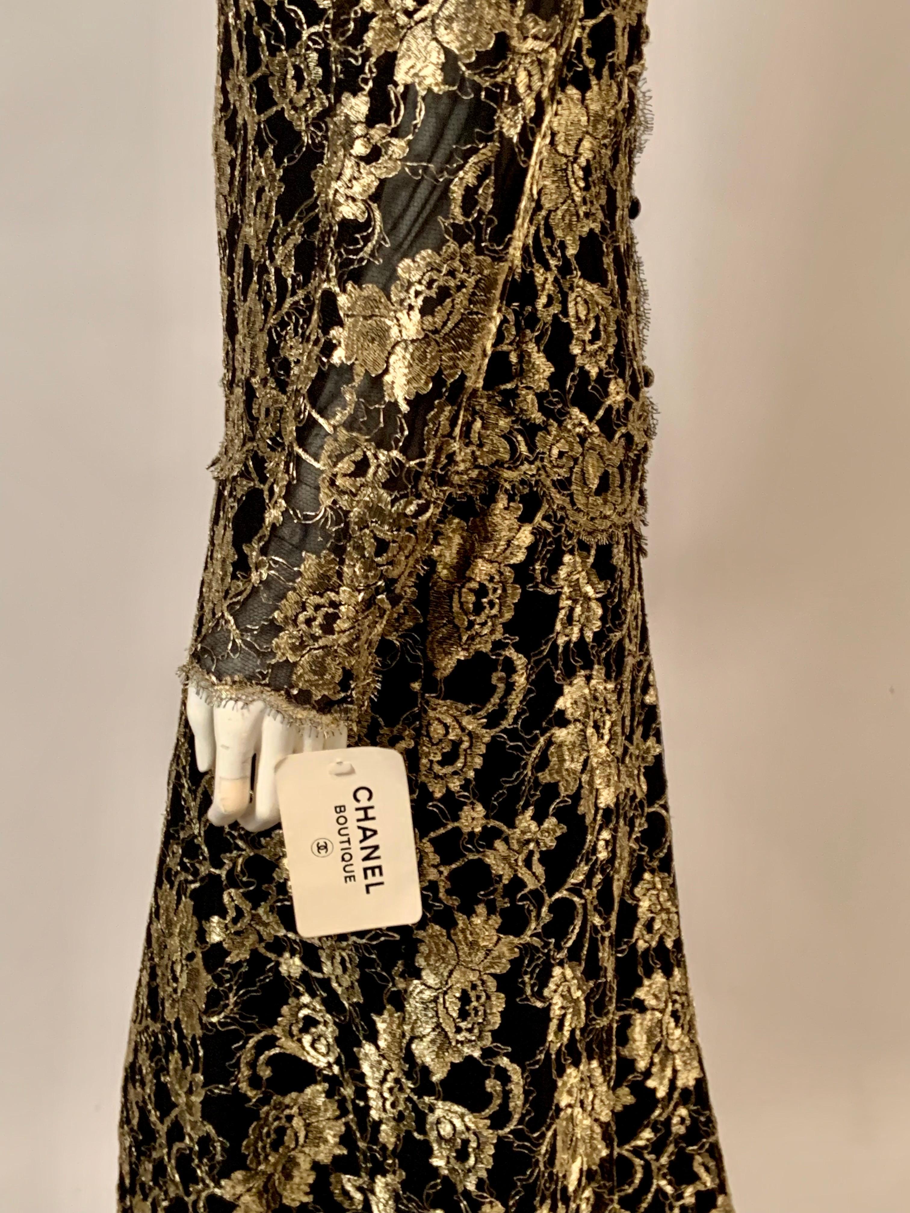 1986 Chanel by Karl Lagerfeld Gold and Black Lace Gown with Train Original Tag For Sale 4