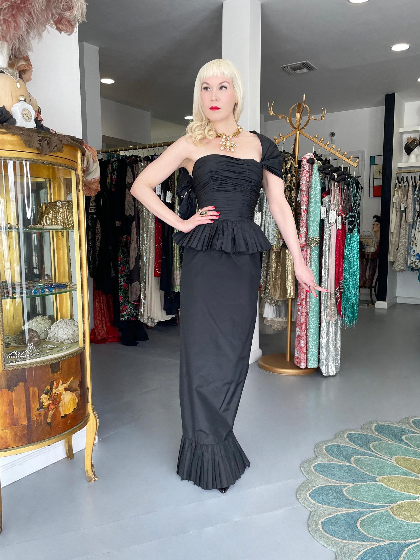 1986 Chanel Documented Runway Black Pleated Silk One-Shoulder Hourglass Gown 9