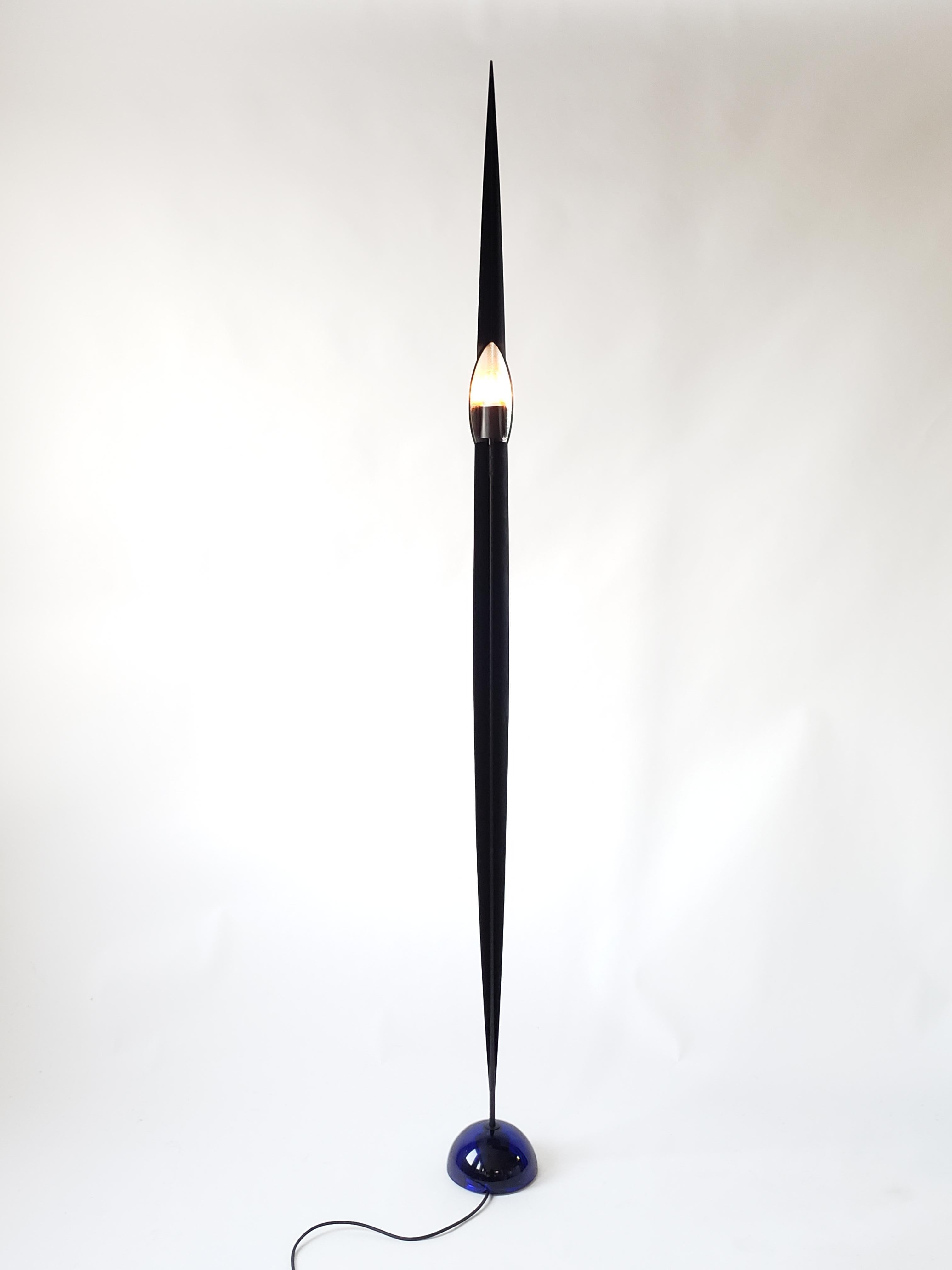 Powder-Coated 1986 Gilles Derain 'Flamme' Halogen Floor Lamp, Lumen Center, Italy For Sale