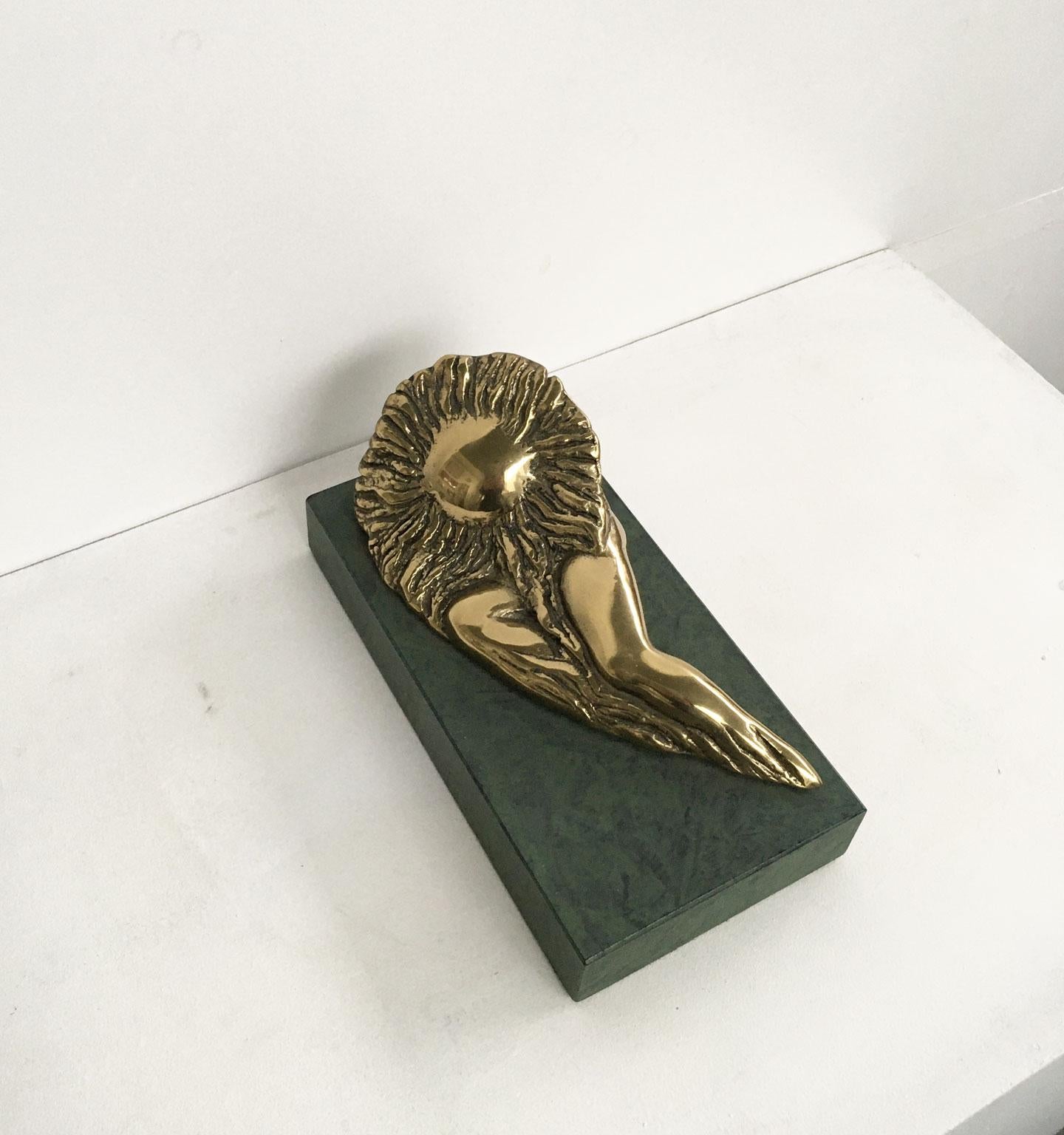 1986 Italy Bronze Abstract Sculpture Patrizia Guerresi Donnasole Sun Woman For Sale 4