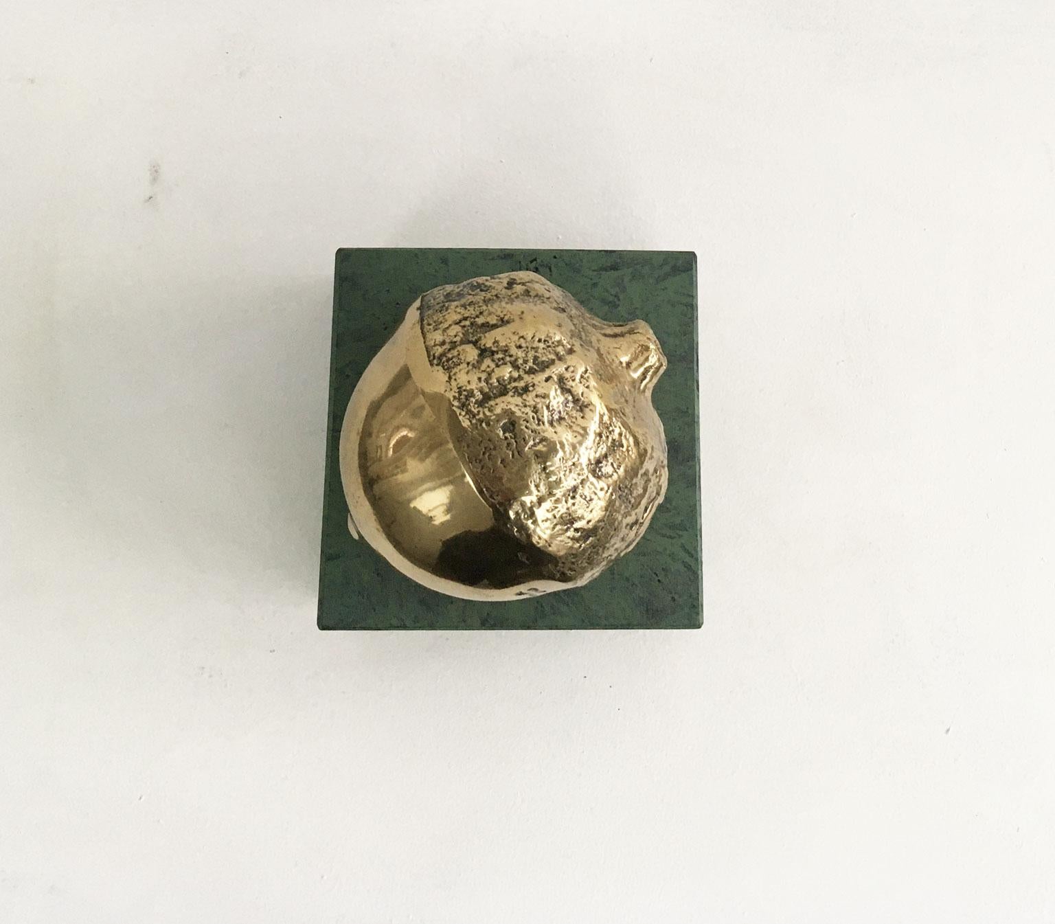 1986 Italia Escultura de bronce Patrizia Guerresi Melograno Granada en venta 2