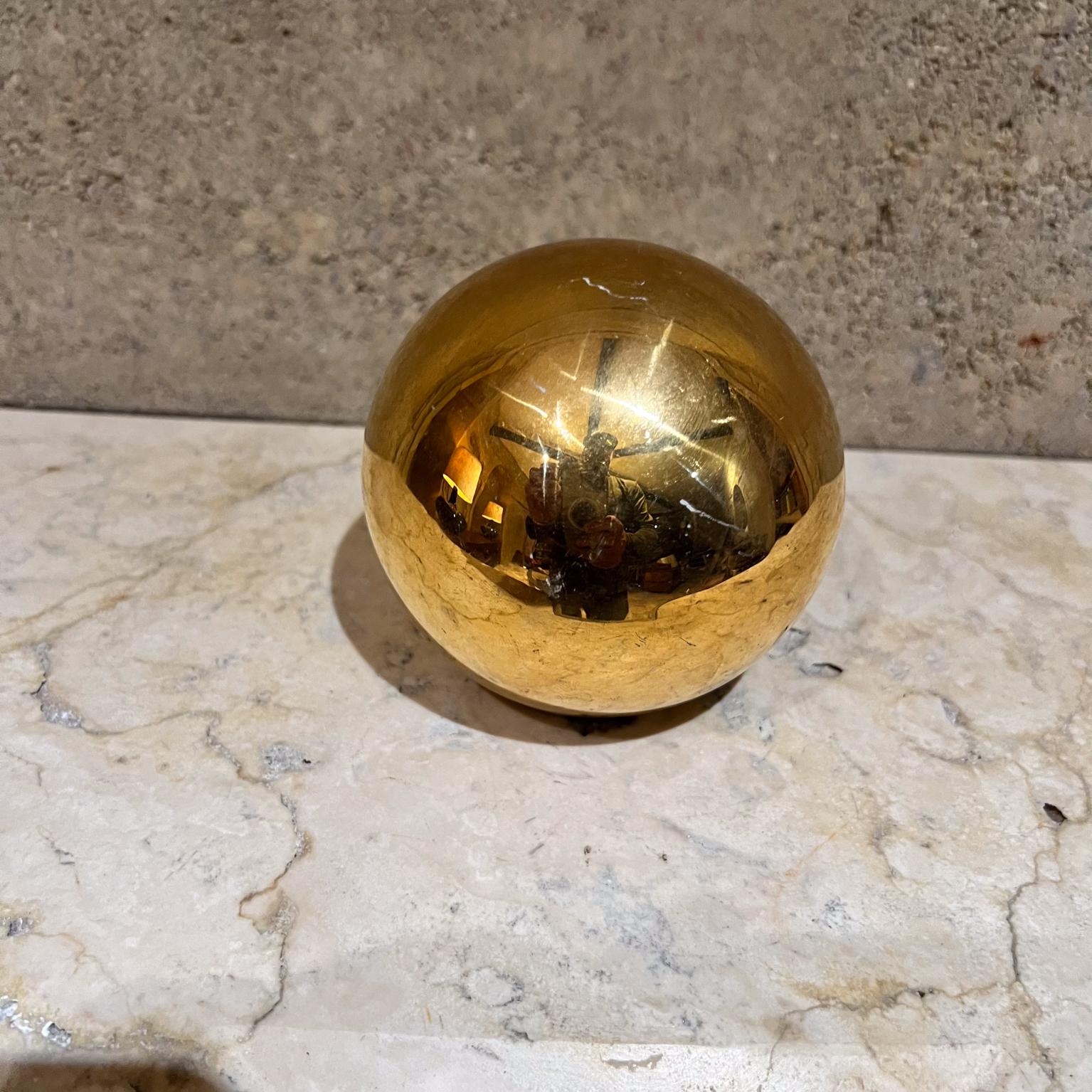 1986 Jaru Metallic Goldkugelkugel-Kugel-Keramik Keramik Kalifornien im Zustand „Gut“ im Angebot in Chula Vista, CA